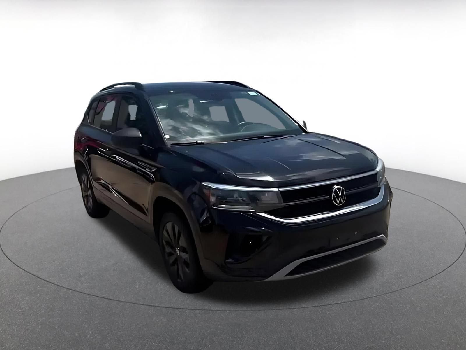 Thumbnail: 2024 Volkswagen Taos - 3