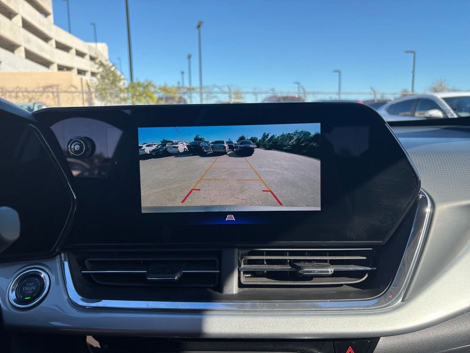 Thumbnail: 2025 Chevrolet Trax - 17