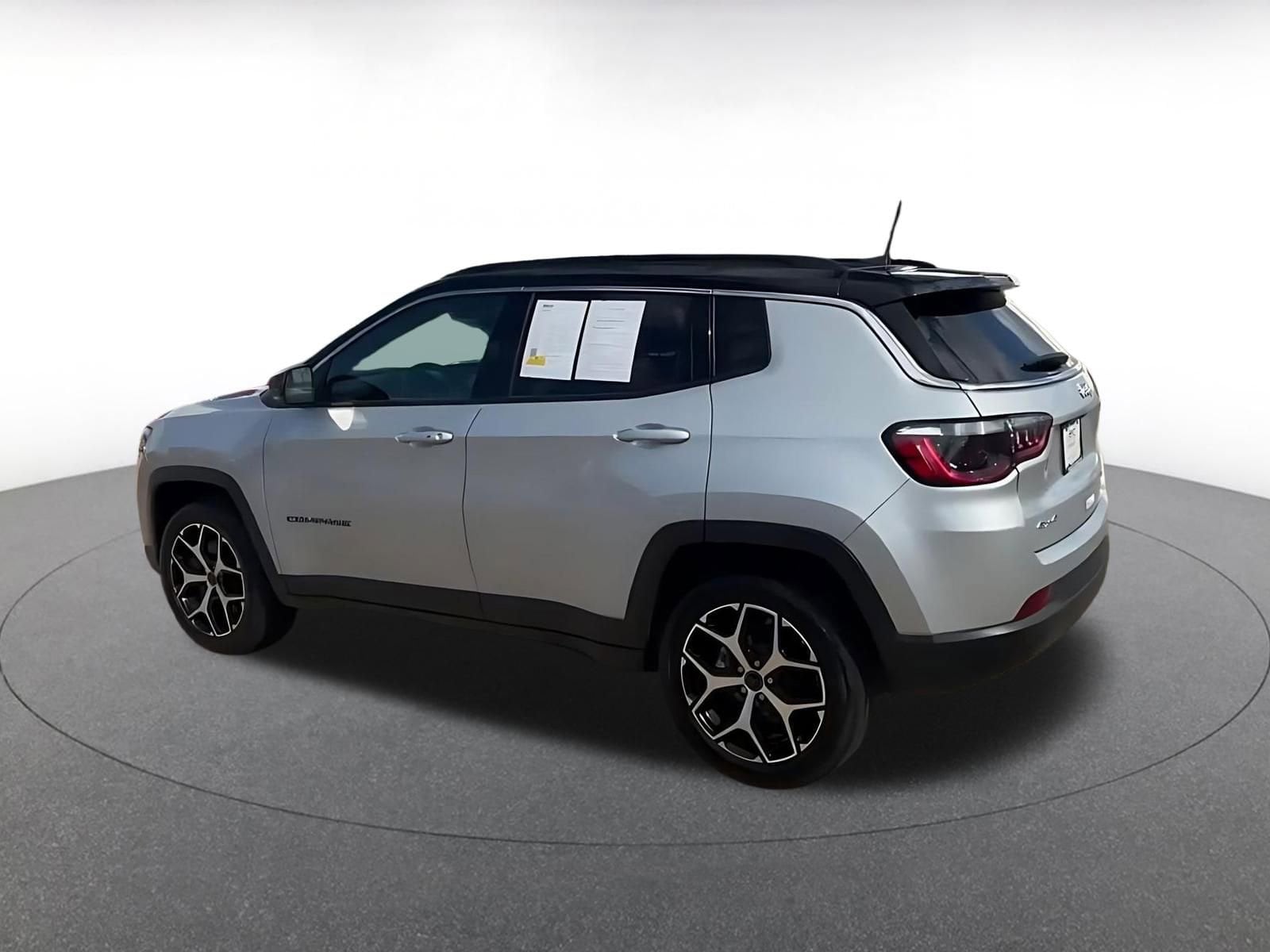 Thumbnail: 2025 Jeep Compass - 10
