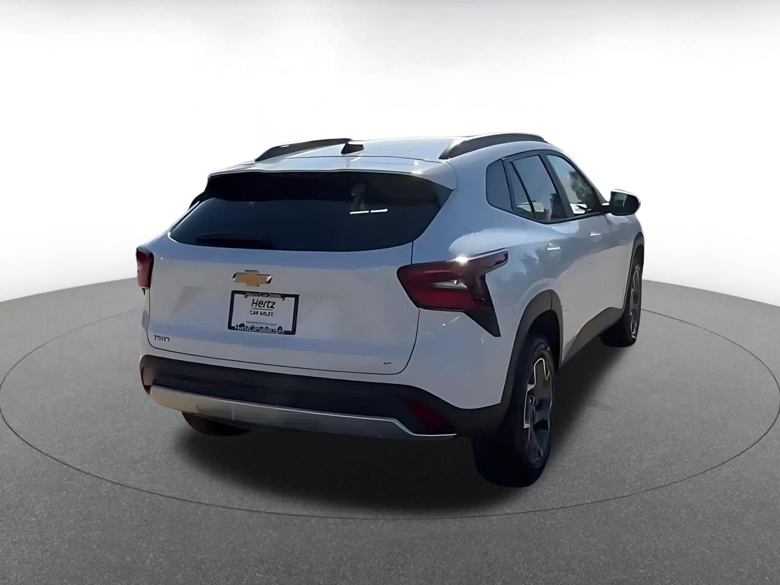 Thumbnail: 2025 Chevrolet Trax - 14