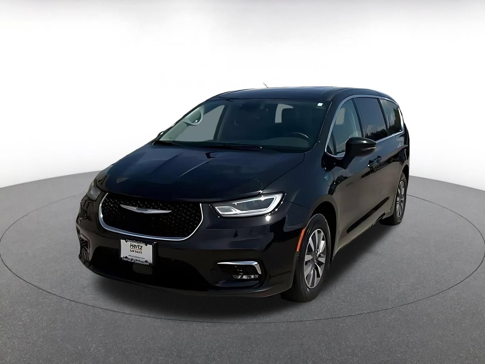 Thumbnail: 2023 Chrysler Pacifica - 7