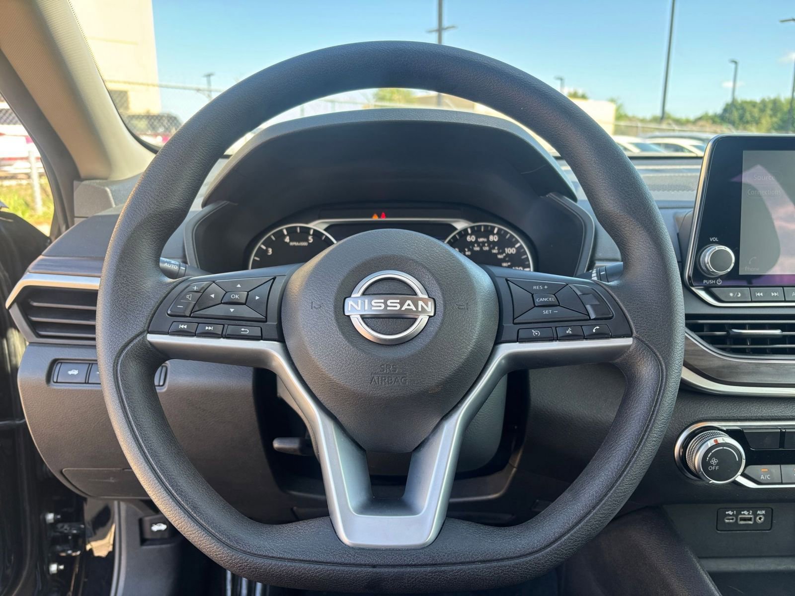 Thumbnail: 2025 Nissan Altima - 27
