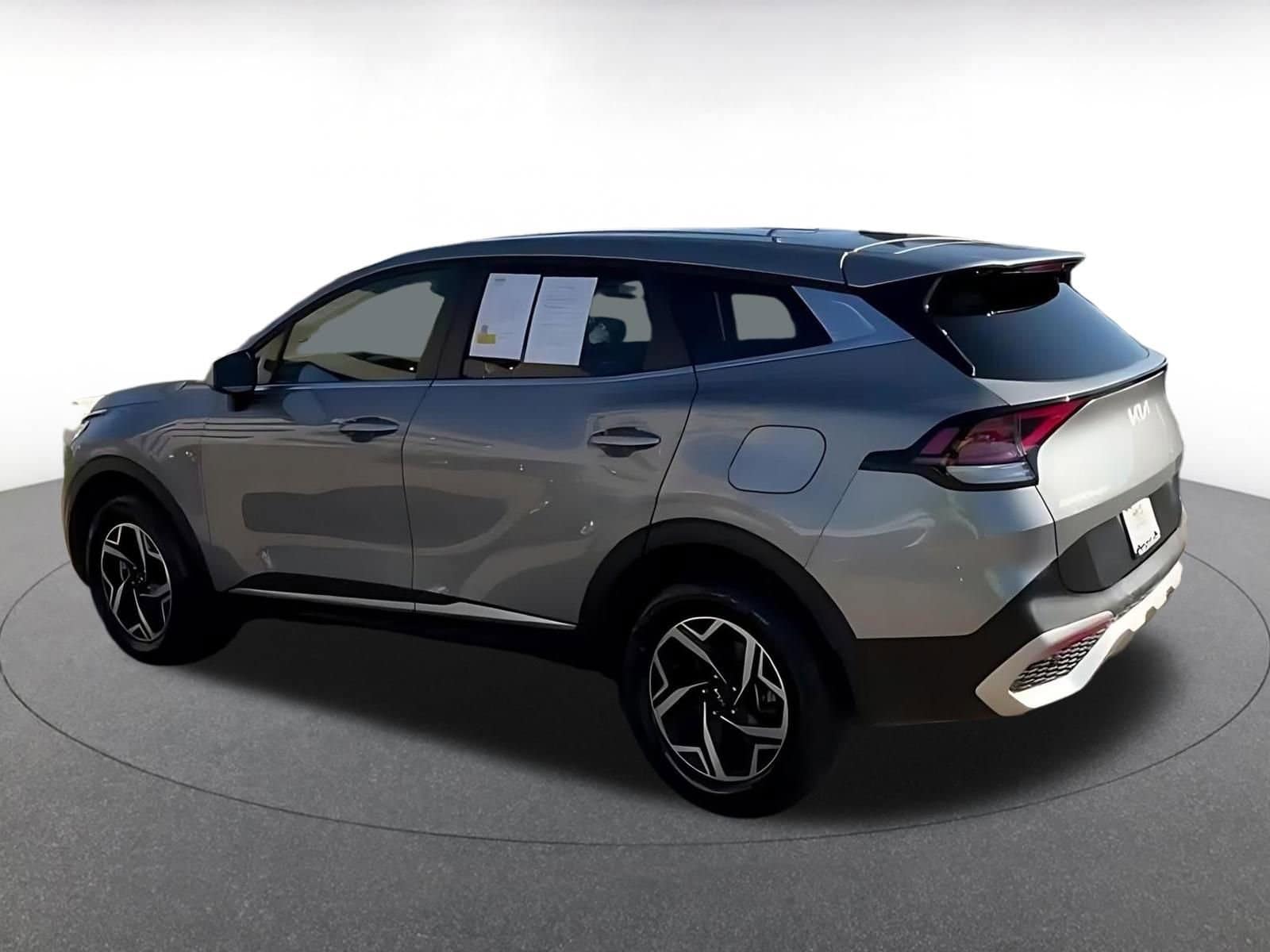 Thumbnail: 2024 Kia Sportage - 16