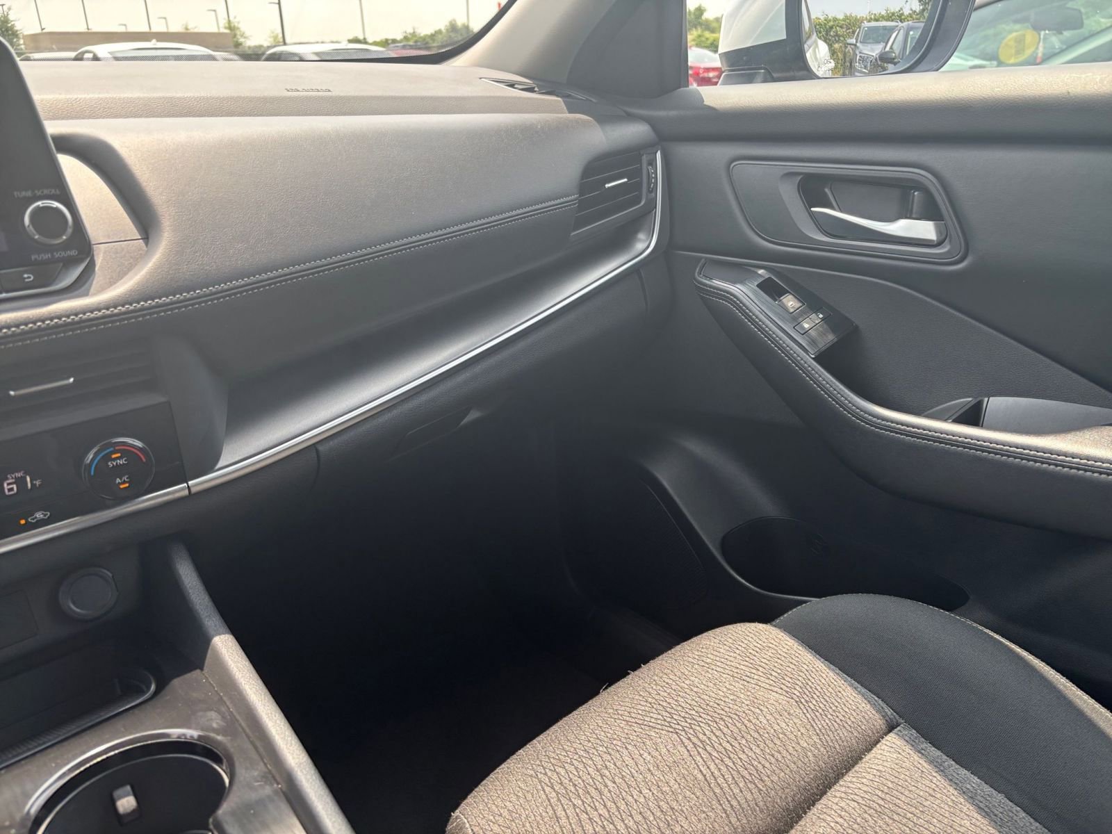Thumbnail: 2024 Nissan Rogue - 25