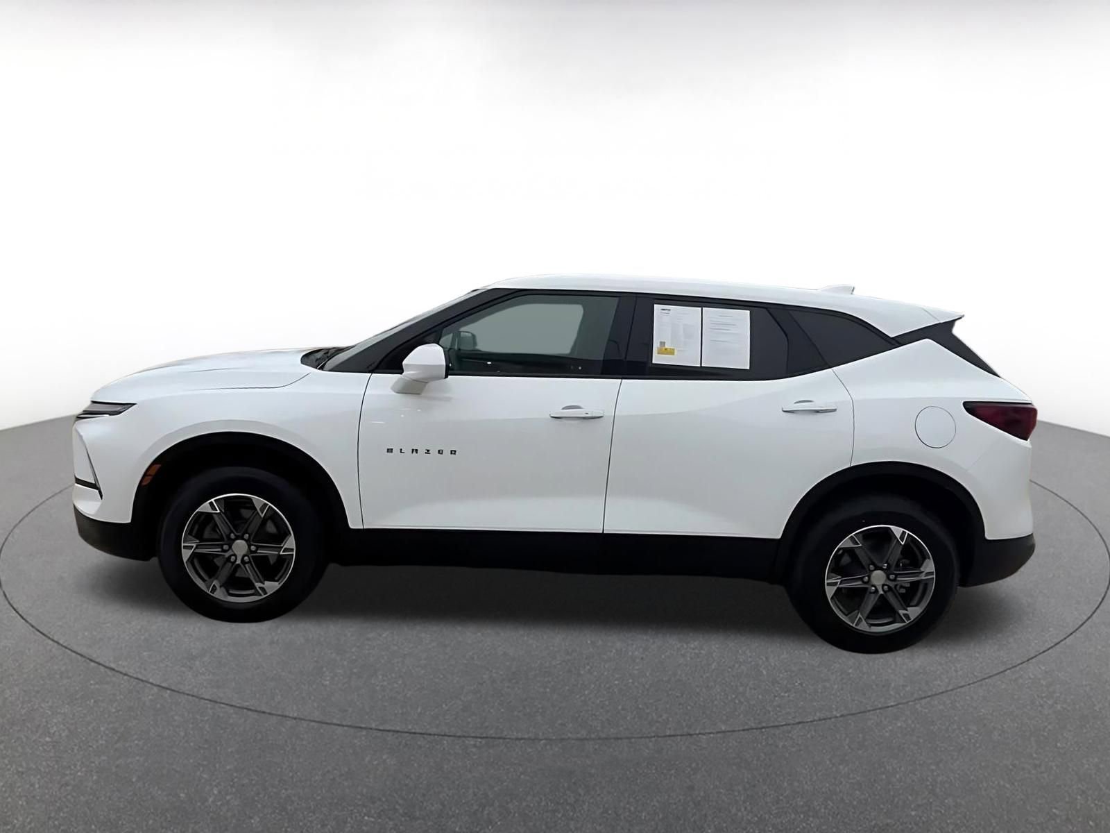 Thumbnail: 2025 Chevrolet Blazer - 9