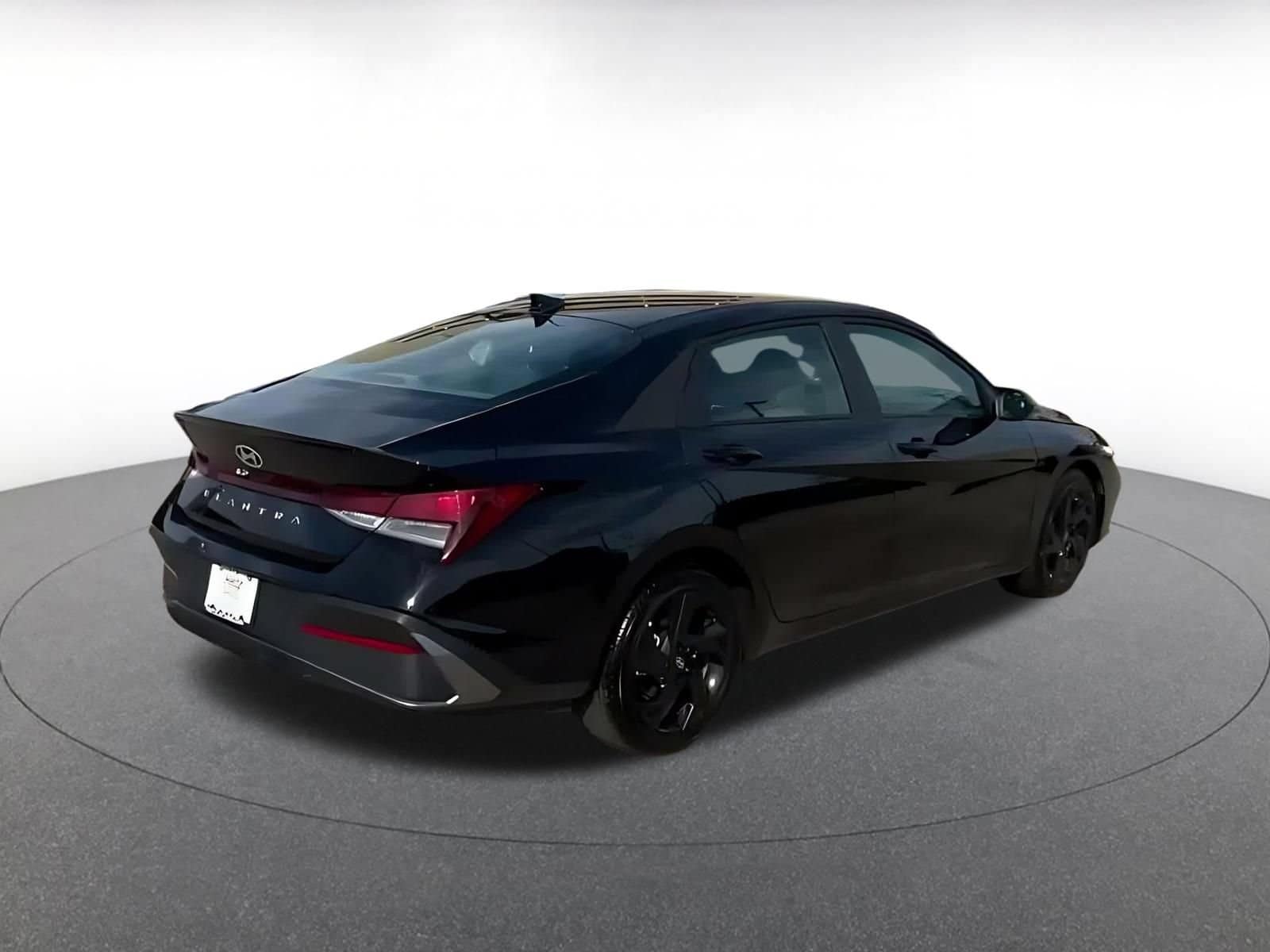 Thumbnail: 2026 Hyundai Elantra - 10