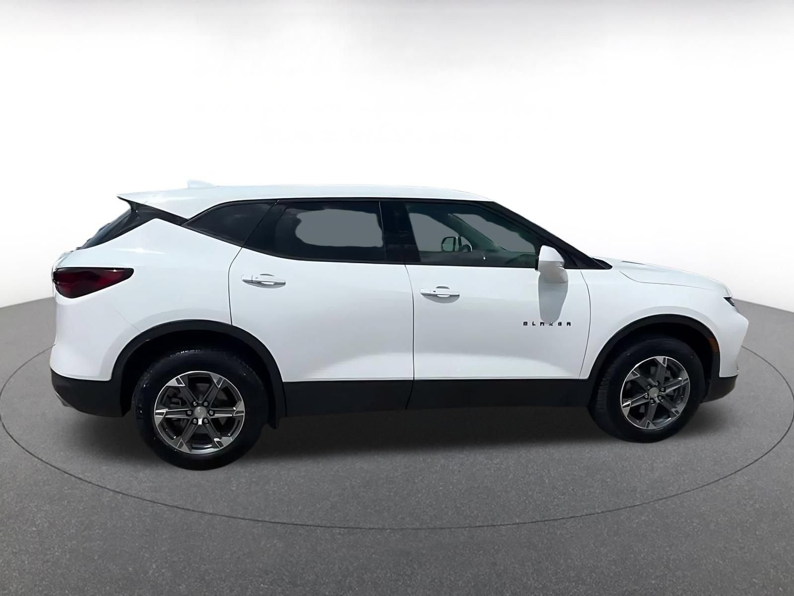 Thumbnail: 2025 Chevrolet Blazer - 15