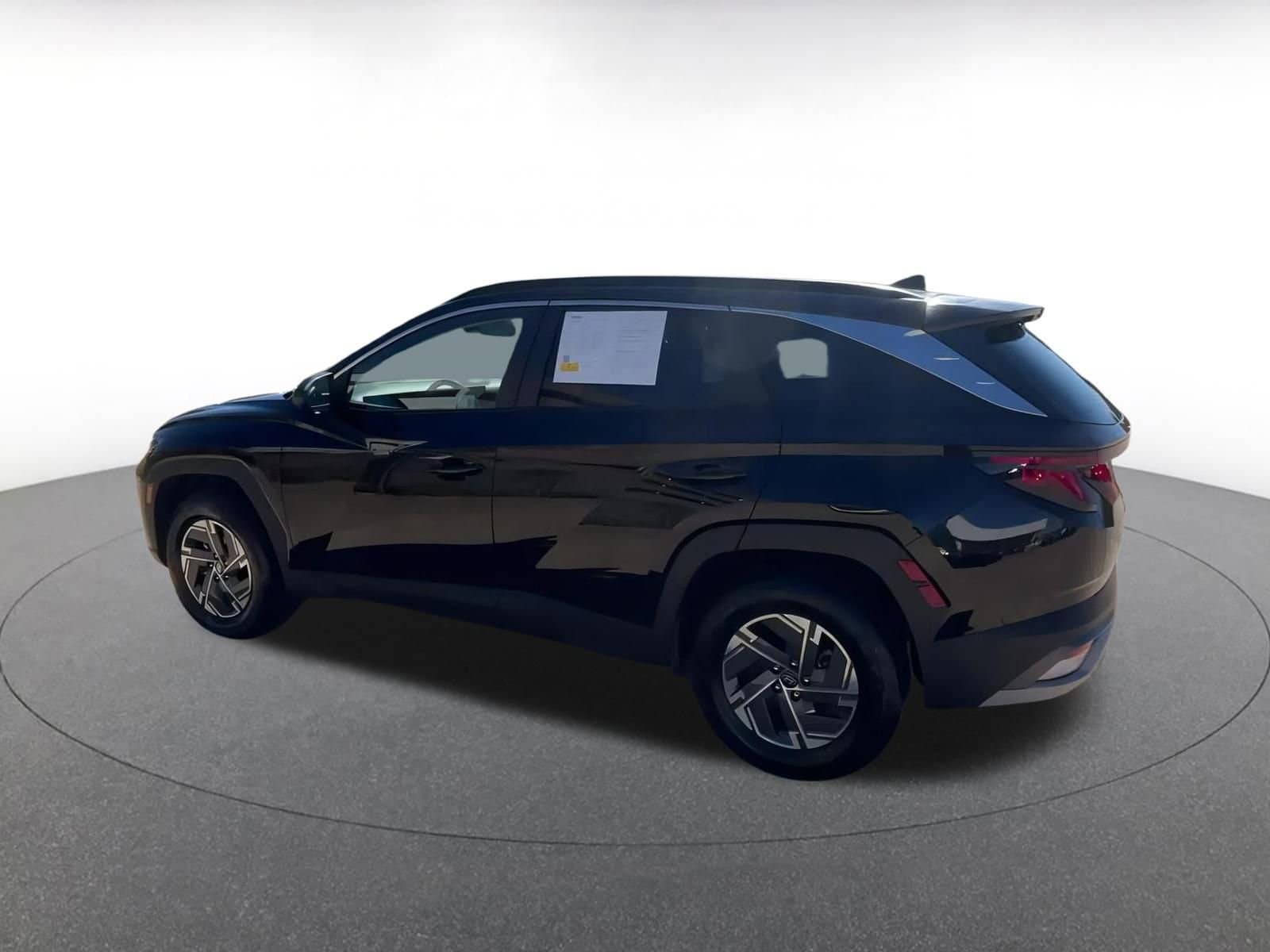 Thumbnail: 2025 Hyundai Tucson - 10