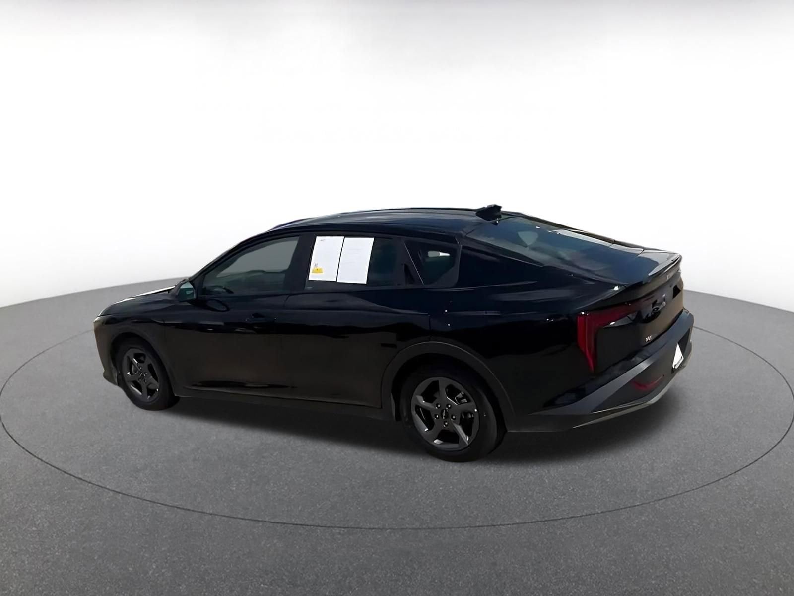 Thumbnail: 2025 Kia K4 - 9