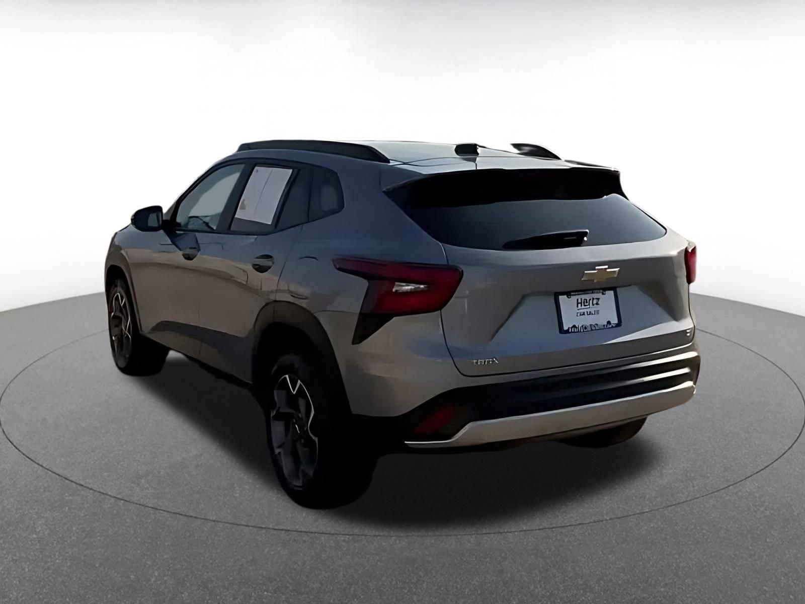 Thumbnail: 2025 Chevrolet Trax - 11