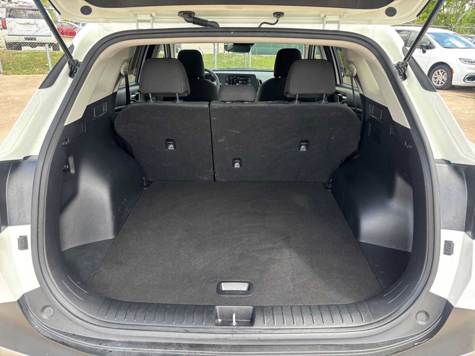 Thumbnail: 2025 Kia Sportage - 30