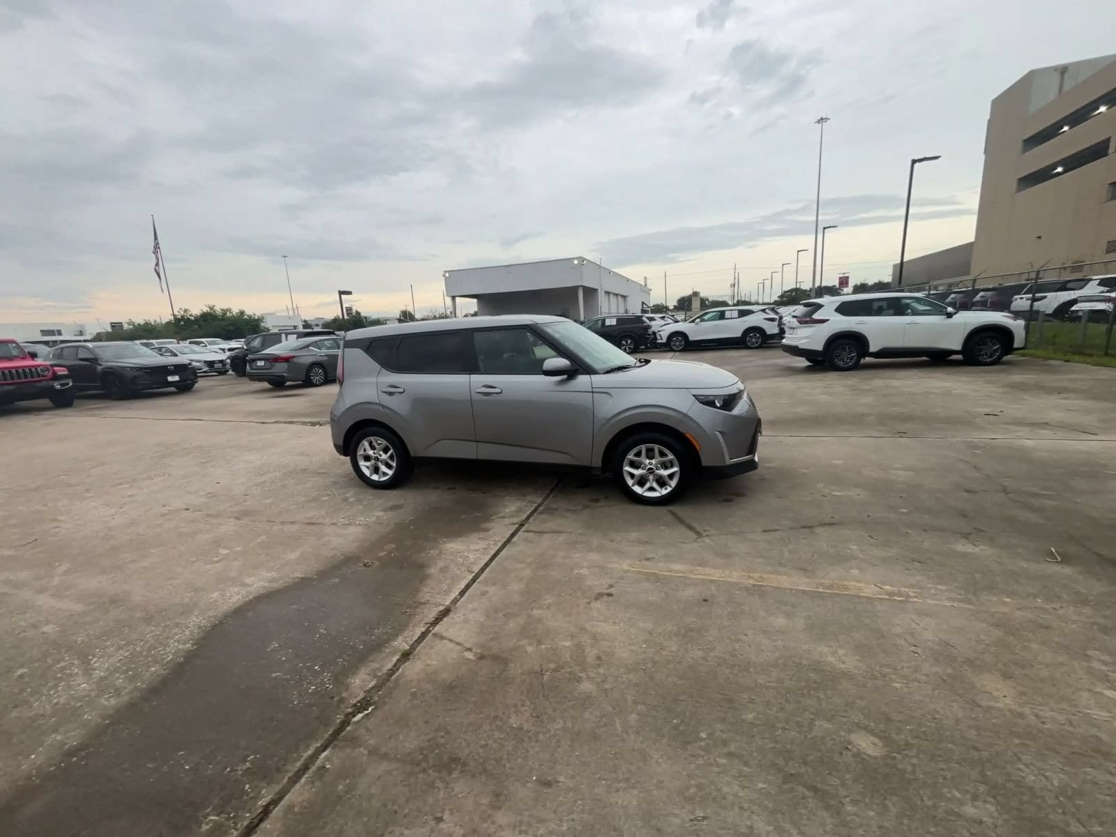 Thumbnail: 2025 Kia Soul - 15