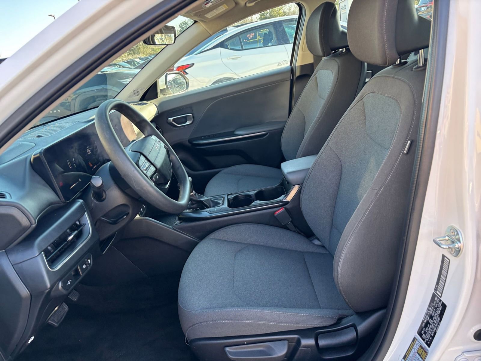 Thumbnail: 2025 Kia K4 - 25