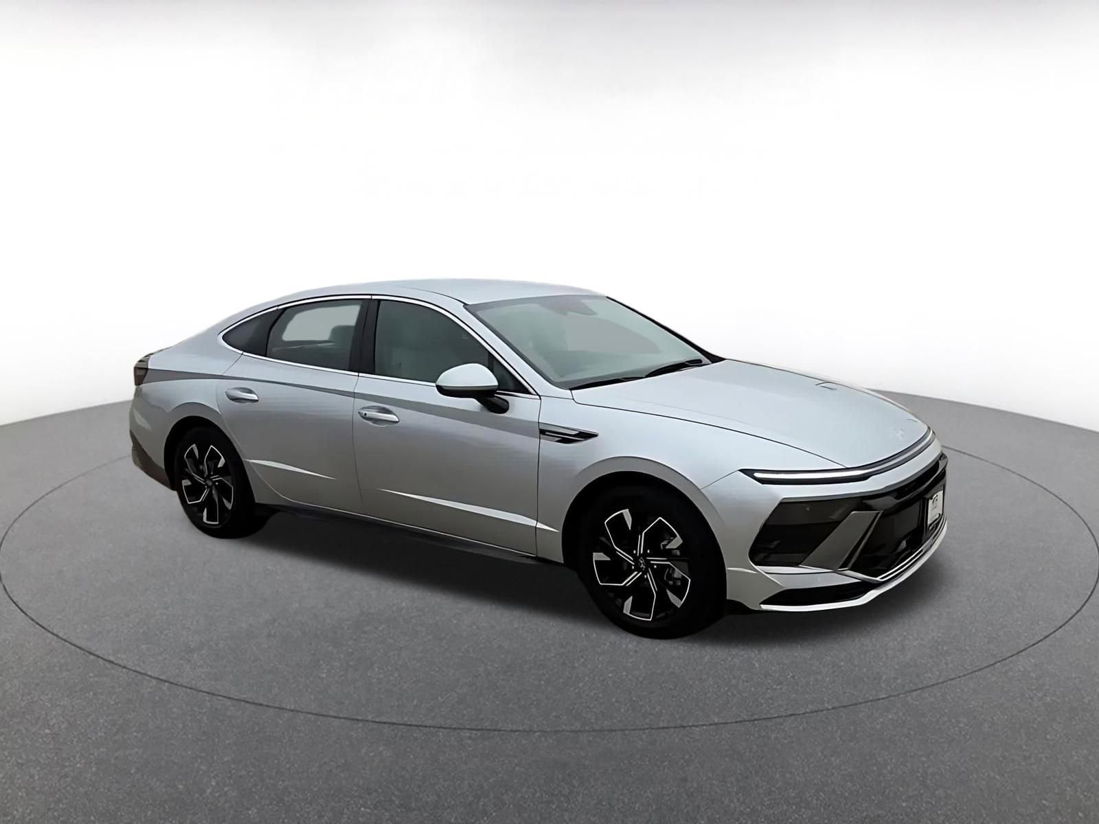 Thumbnail: 2025 Hyundai Sonata - 2