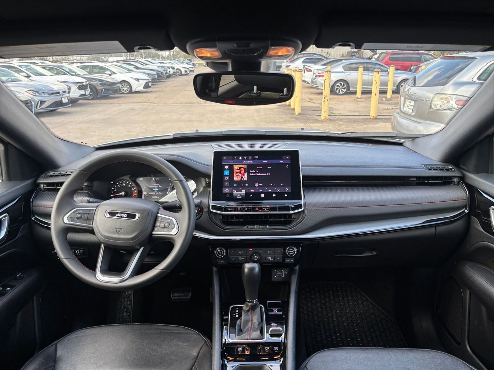 Thumbnail: 2025 Jeep Compass - 32