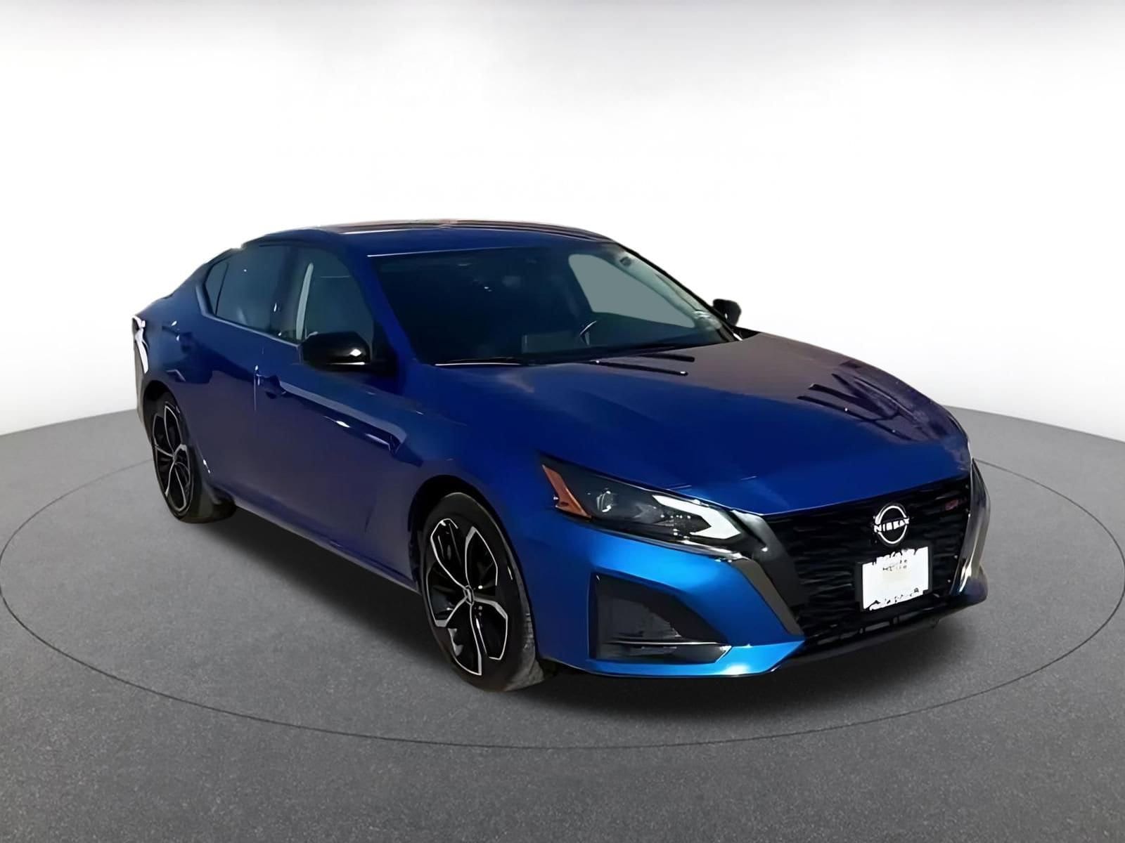 Thumbnail: 2025 Nissan Altima - 3