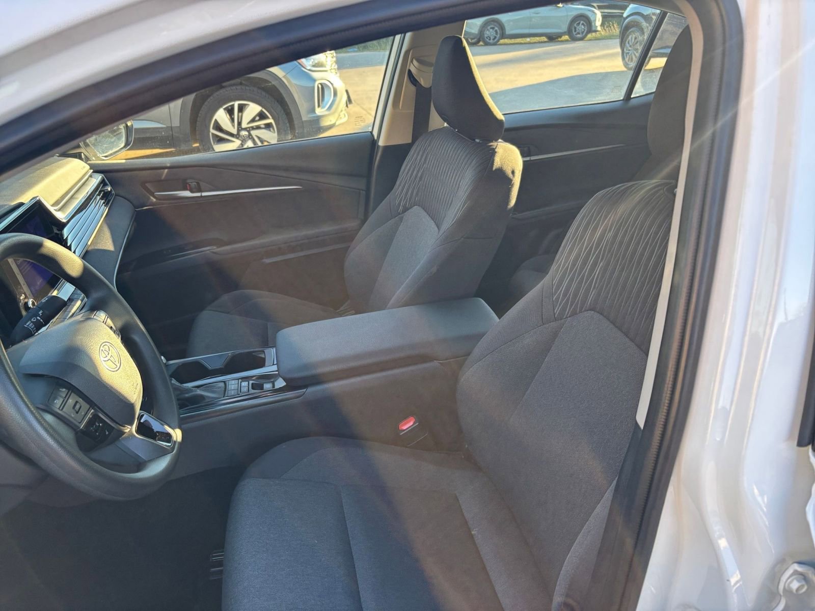 Thumbnail: 2025 Toyota Camry - 34