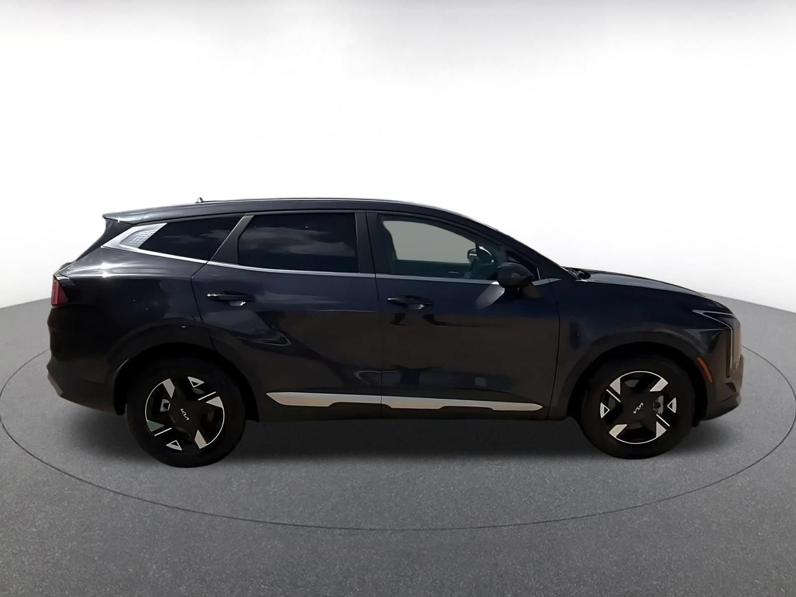Thumbnail: 2026 Kia Sportage - 16