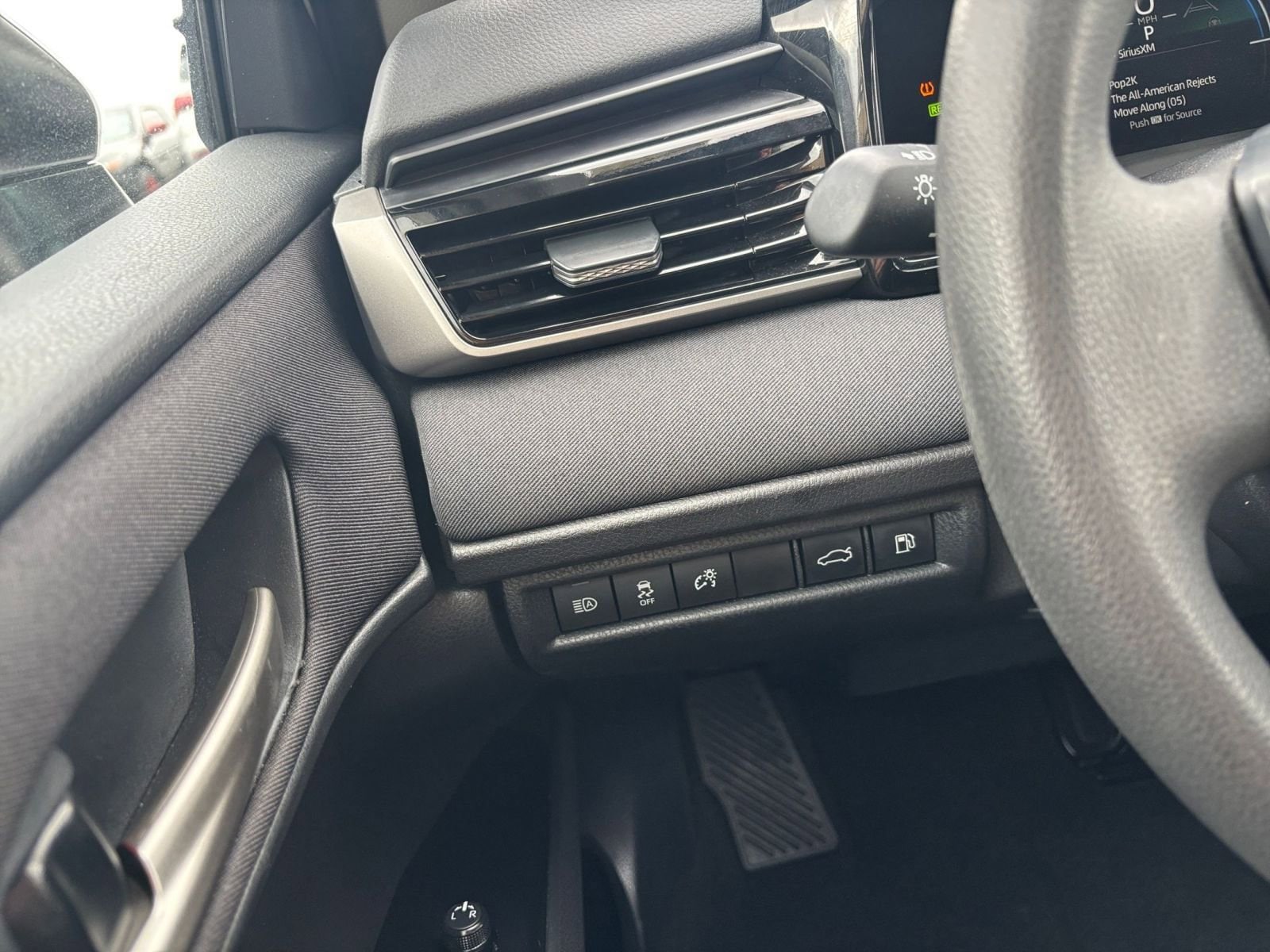 Thumbnail: 2025 Toyota Camry - 33