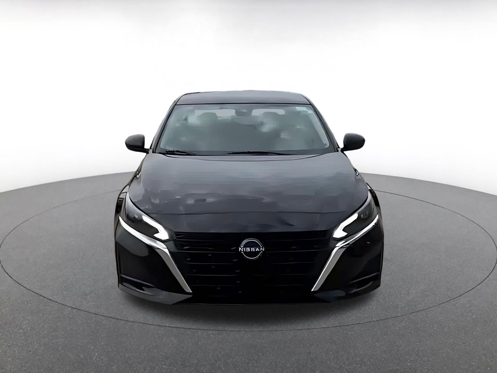 Thumbnail: 2025 Nissan Altima - 4