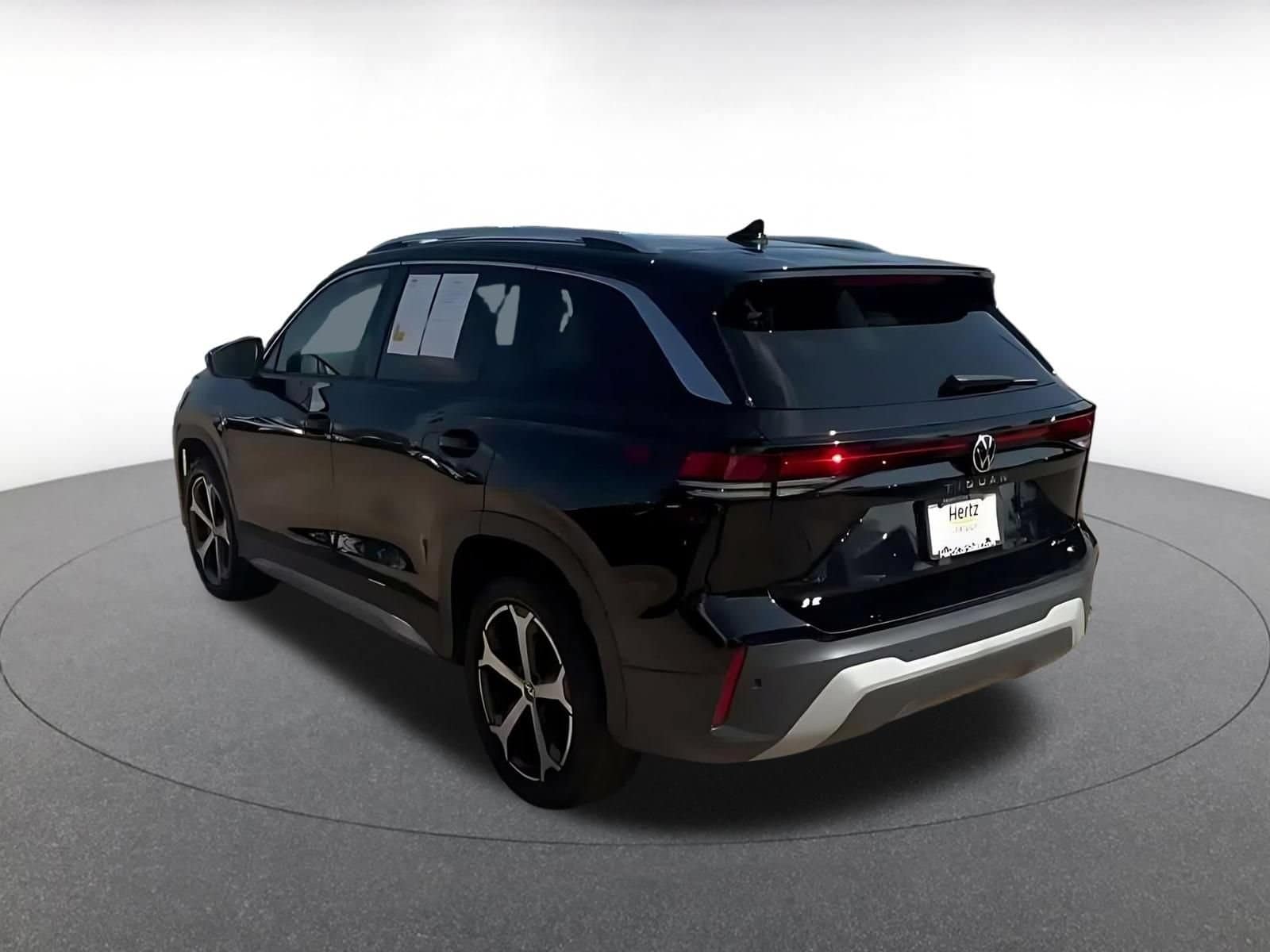 Thumbnail: 2026 Volkswagen Tiguan - 10