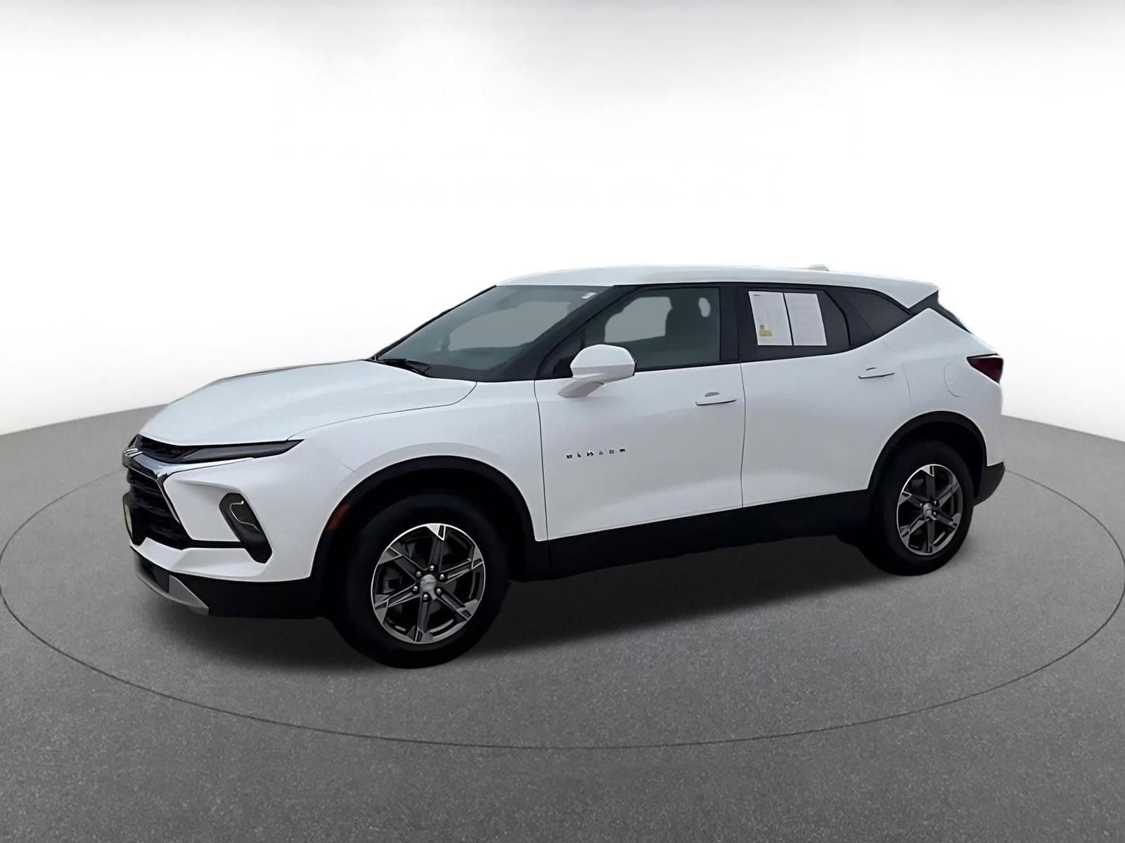 Thumbnail: 2025 Chevrolet Blazer - 8