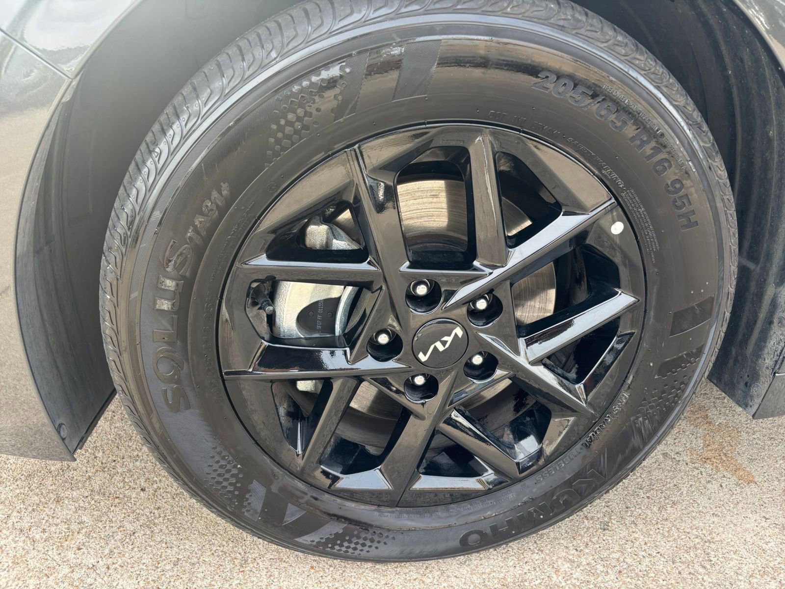 Thumbnail: 2025 Kia K5 - 28