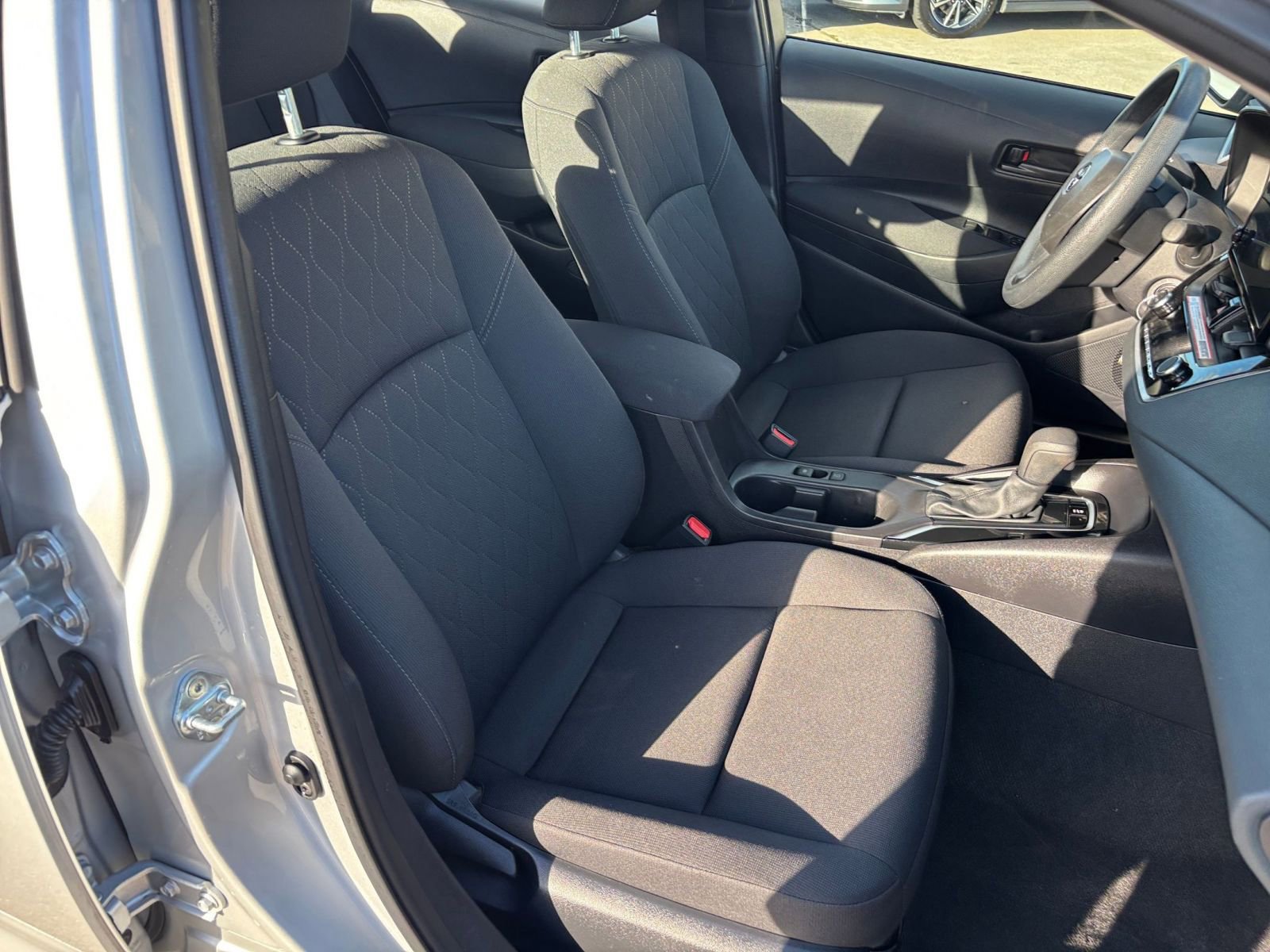 Thumbnail: 2025 Toyota Corolla - 34