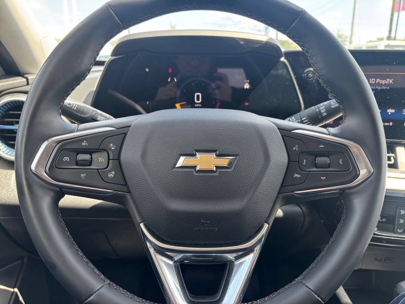 Thumbnail: 2025 Chevrolet Trax - 27
