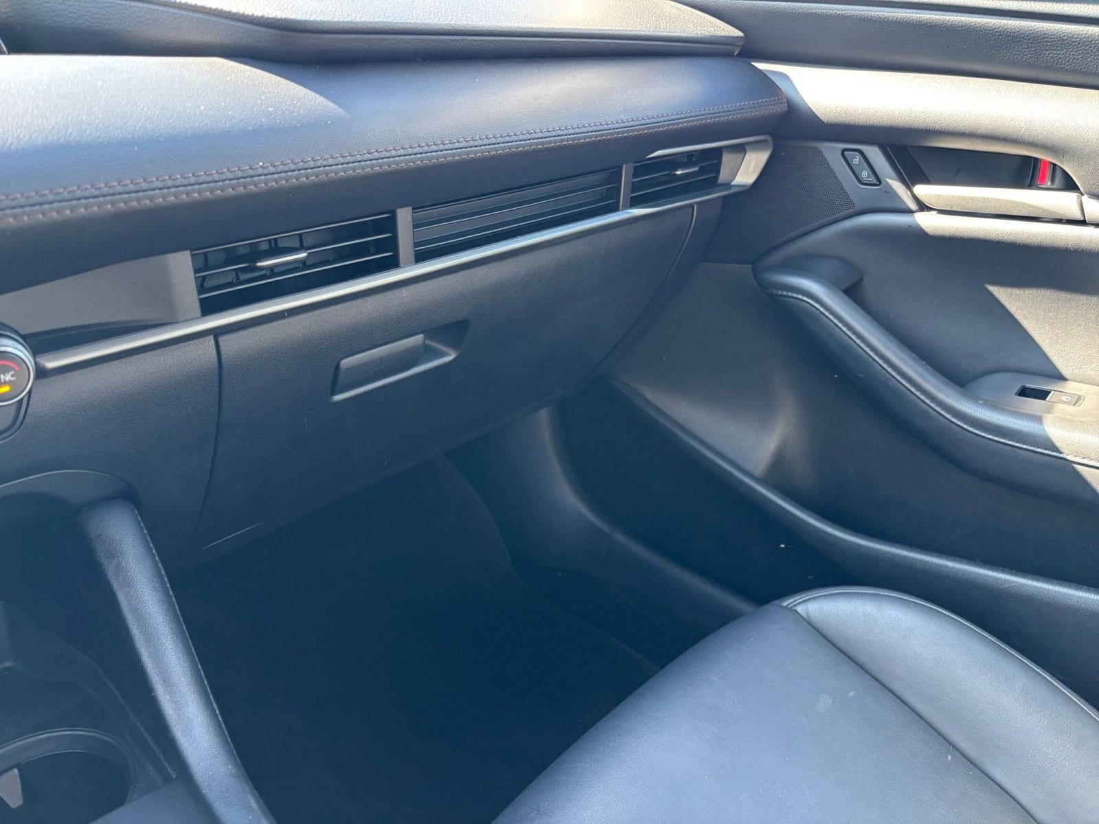 Thumbnail: 2023 Mazda Mazda3 - 33