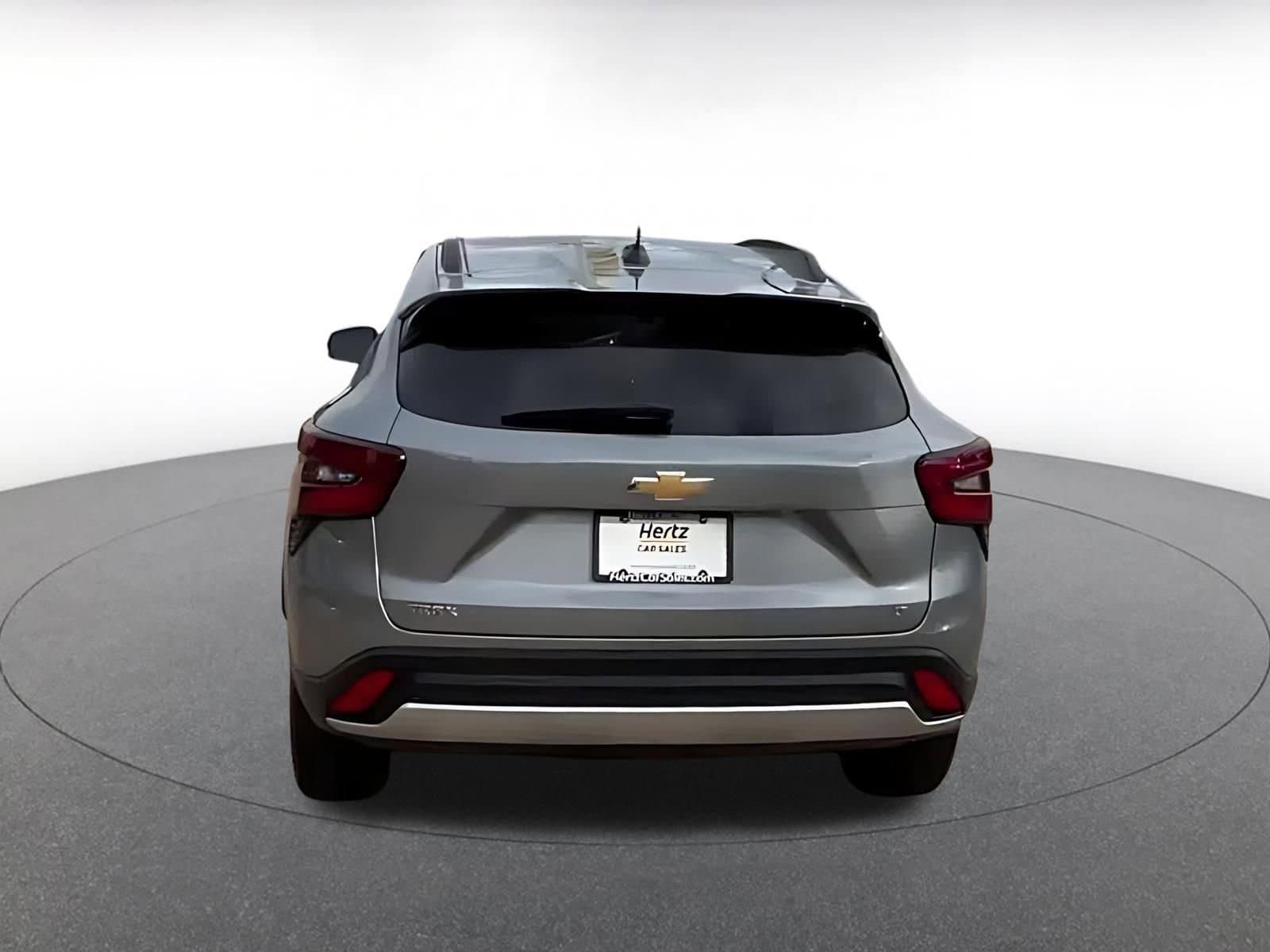 Thumbnail: 2025 Chevrolet Trax - 12