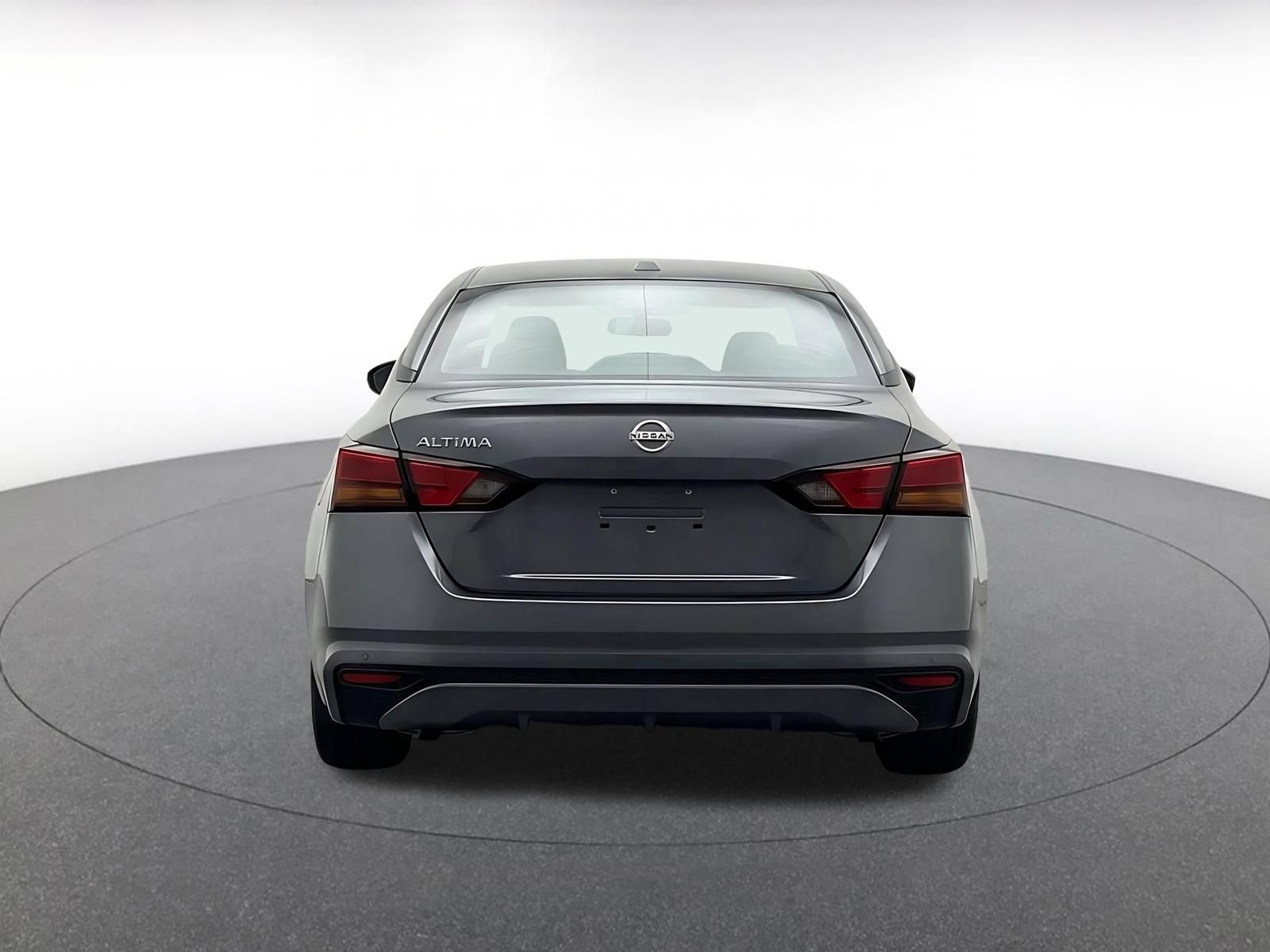 Thumbnail: 2025 Nissan Altima - 8