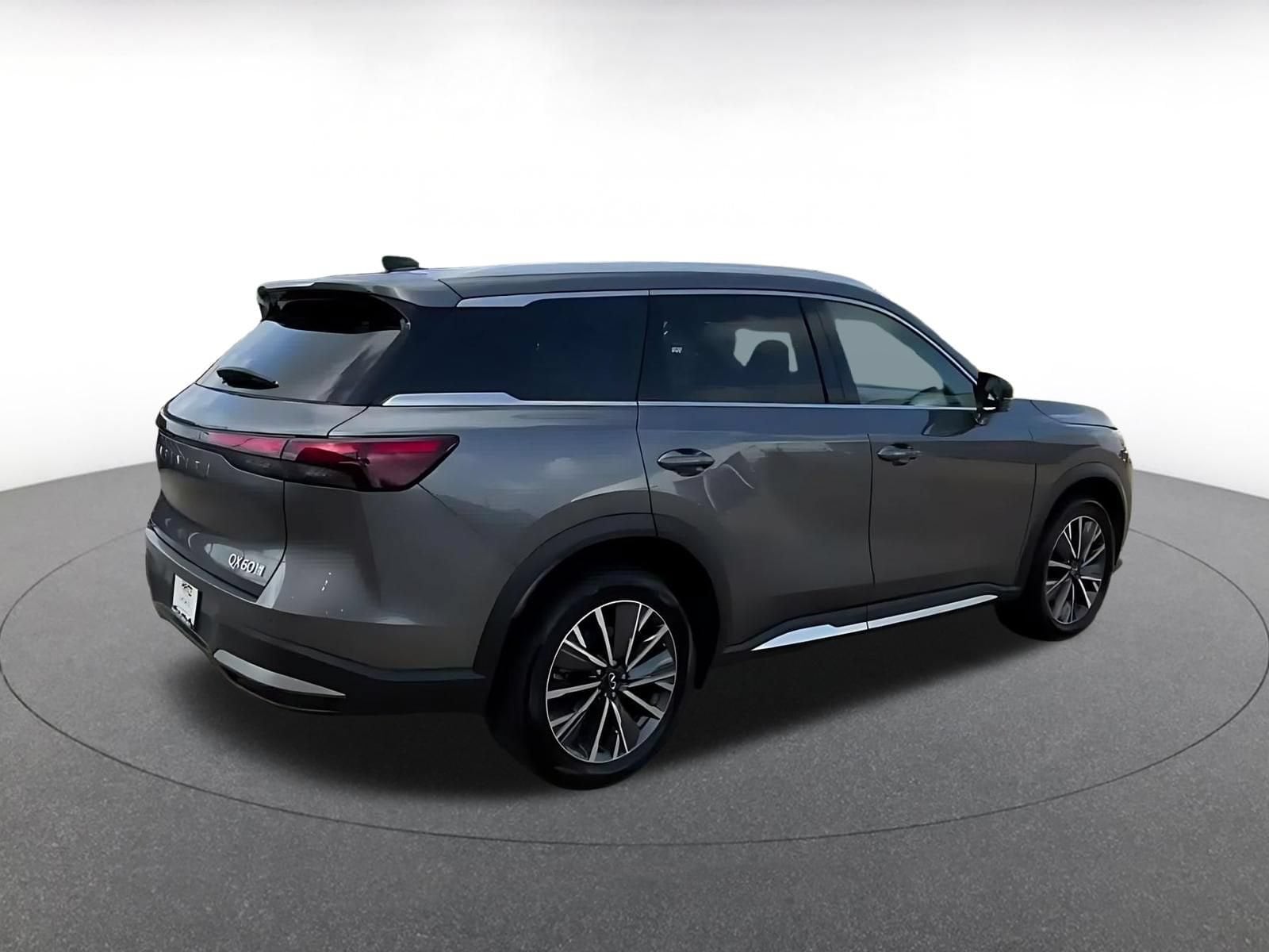 Thumbnail: 2026 INFINITI QX60 - 13