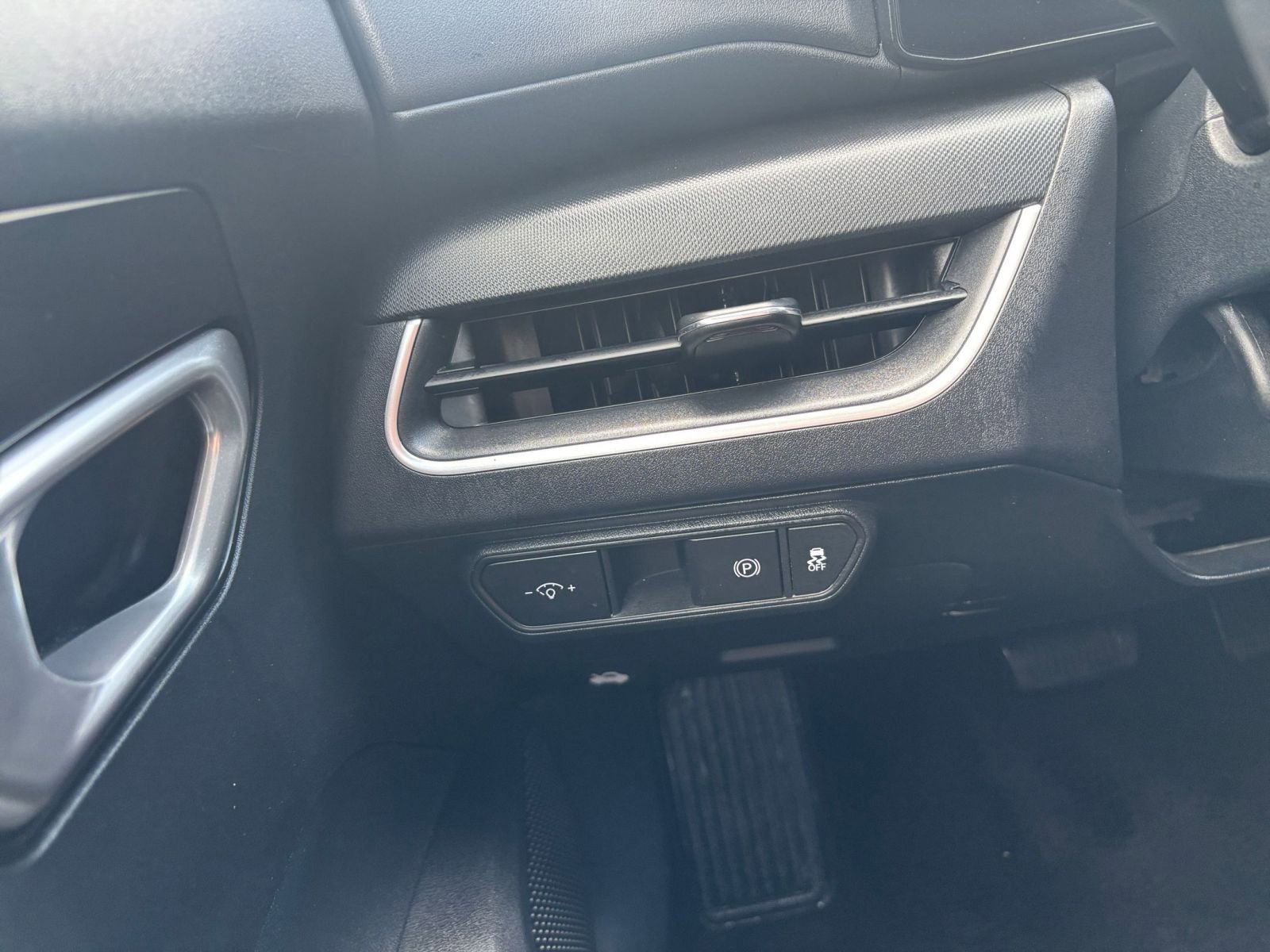 Thumbnail: 2025 Kia K4 - 33