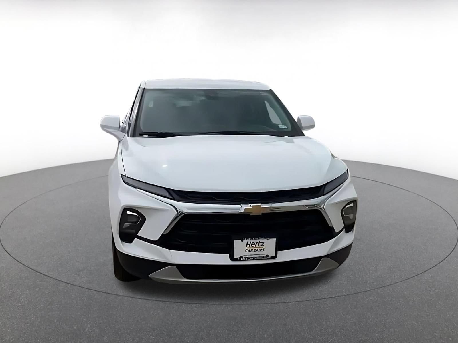 Thumbnail: 2026 Chevrolet Blazer - 4