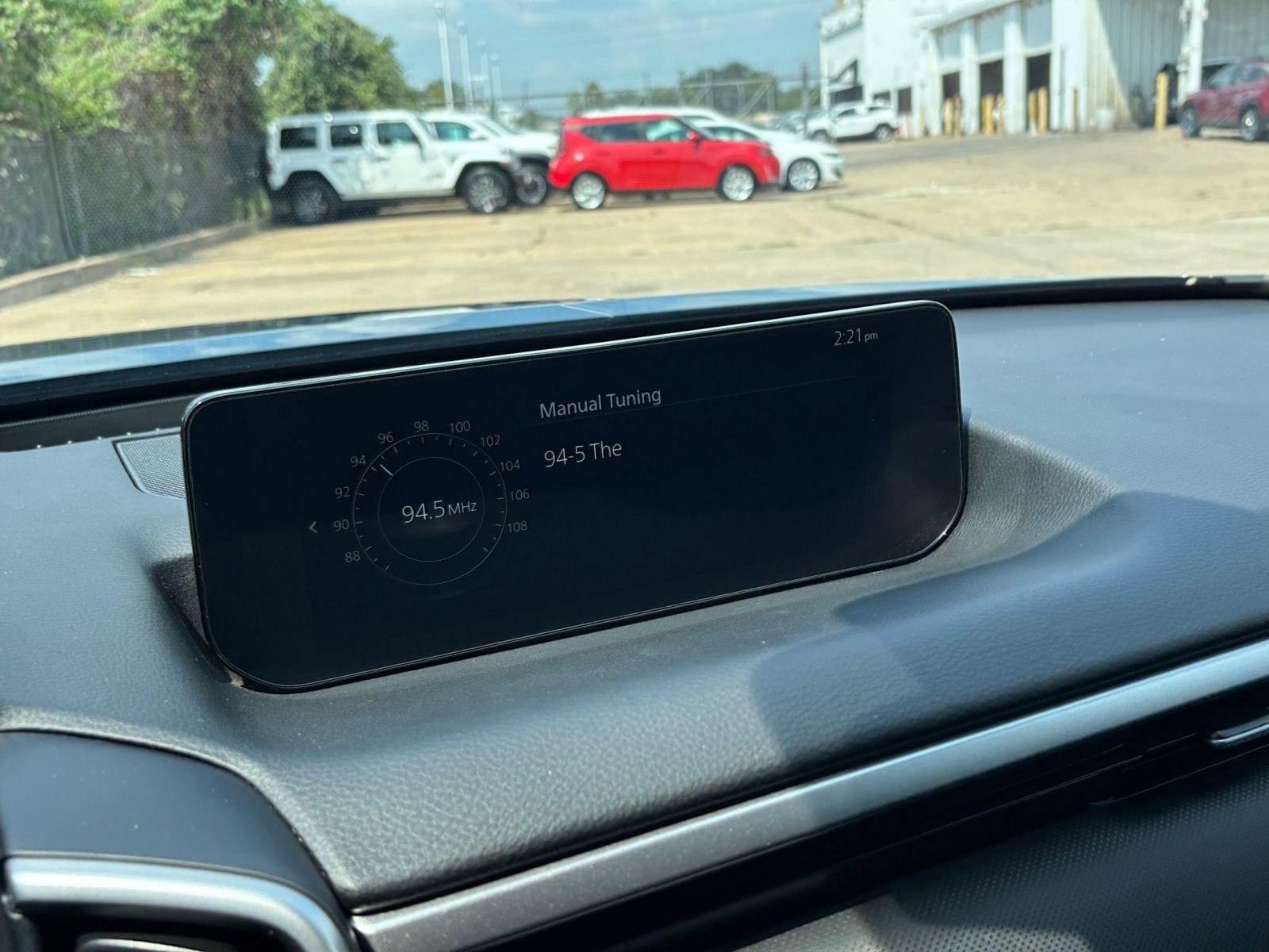 Thumbnail: 2025 Mazda CX-50 - 21