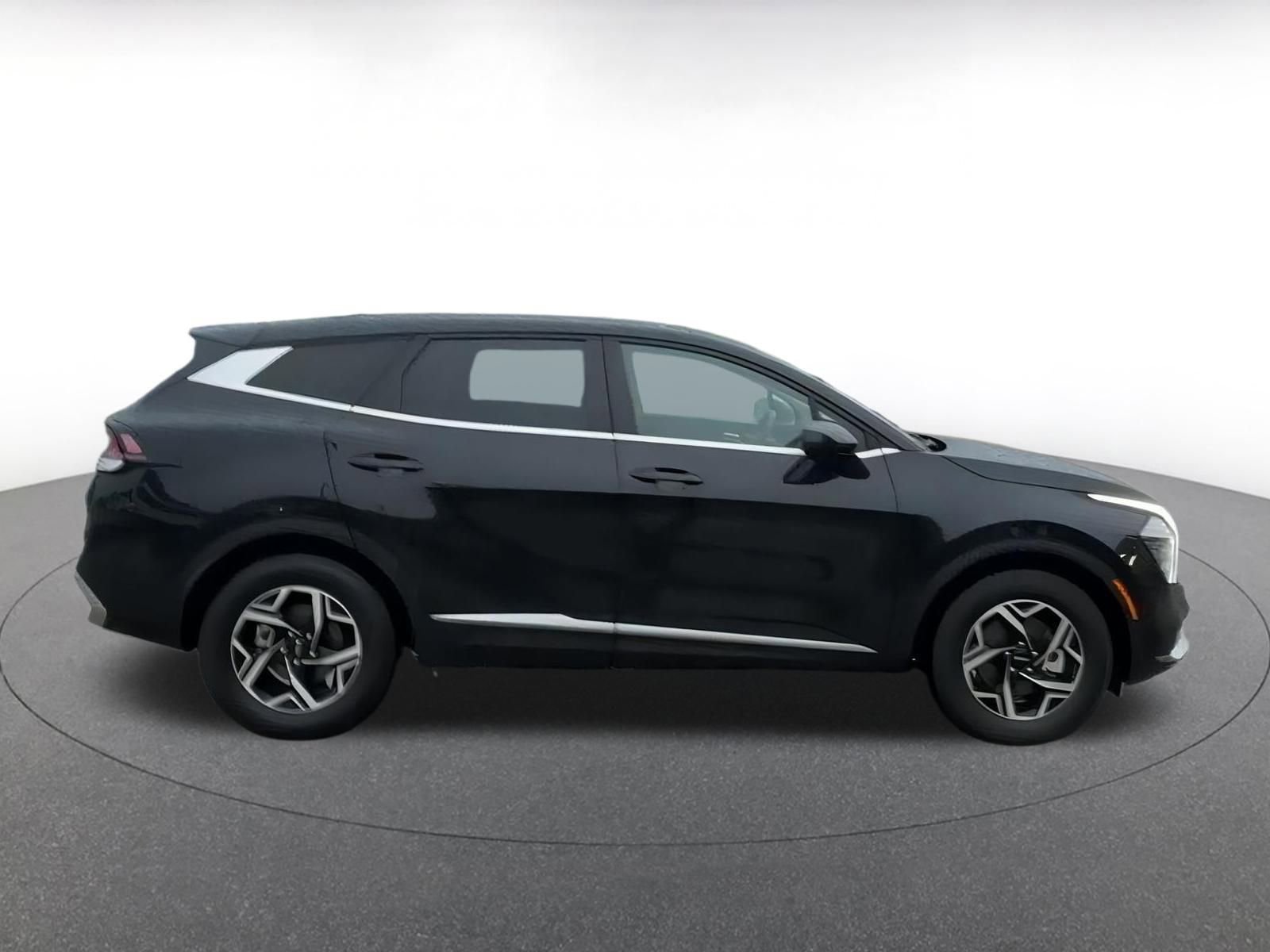 2024 Kia Sportage LX 13