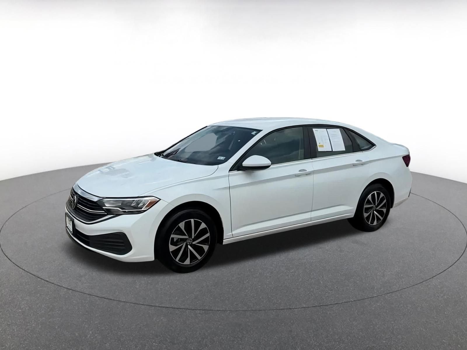 Thumbnail: 2024 Volkswagen Jetta - 8
