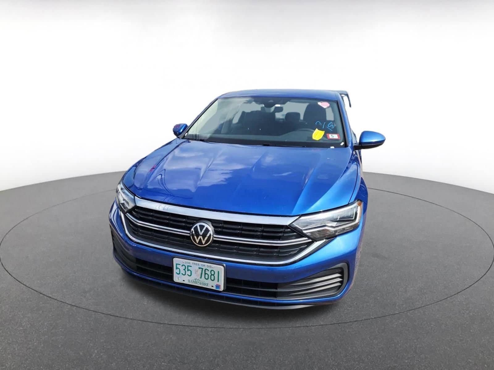 Thumbnail: 2024 Volkswagen Jetta - 5
