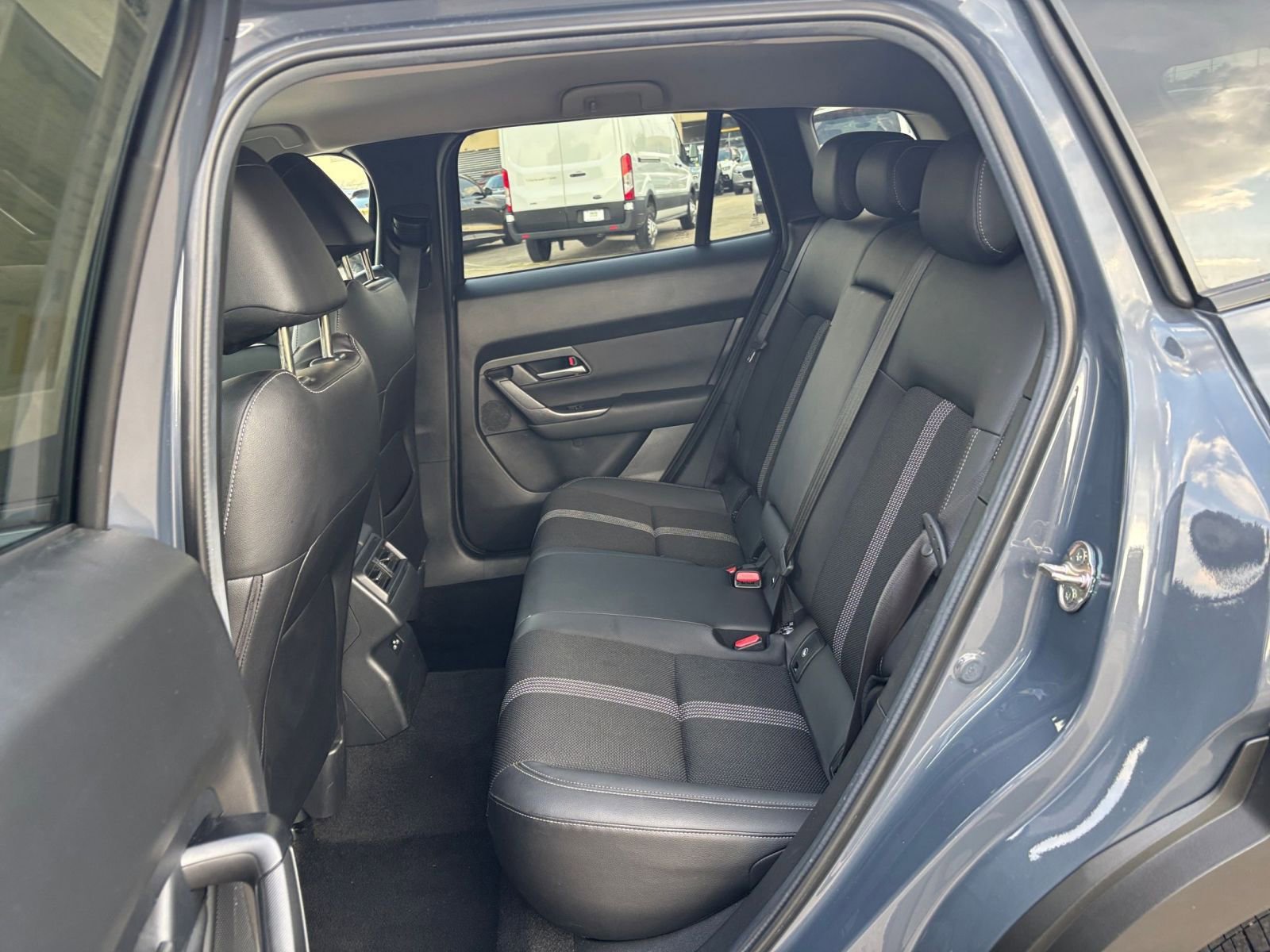 Thumbnail: 2025 Mazda CX-50 - 23