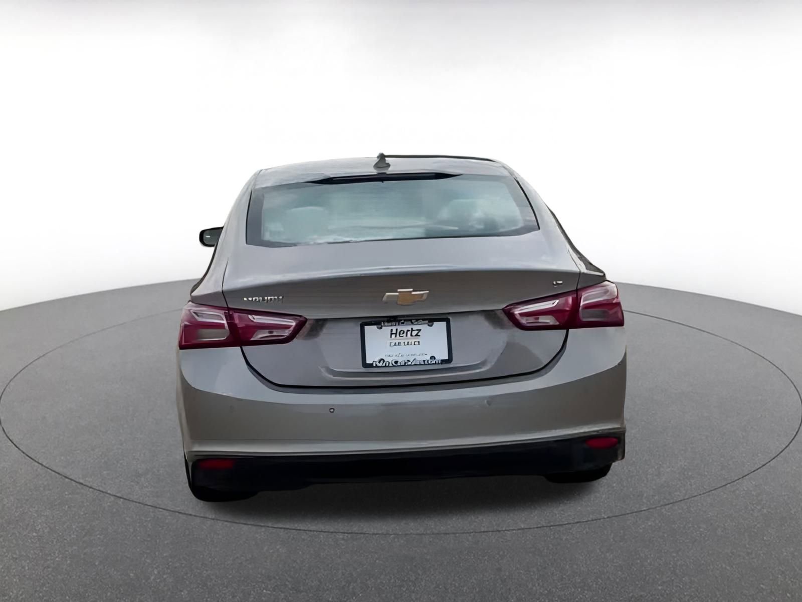 Thumbnail: 2024 Chevrolet Malibu - 11