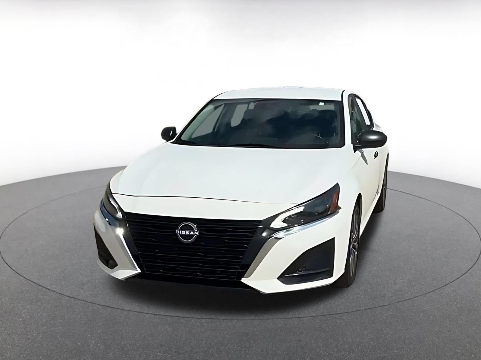 Thumbnail: 2025 Nissan Altima - 4