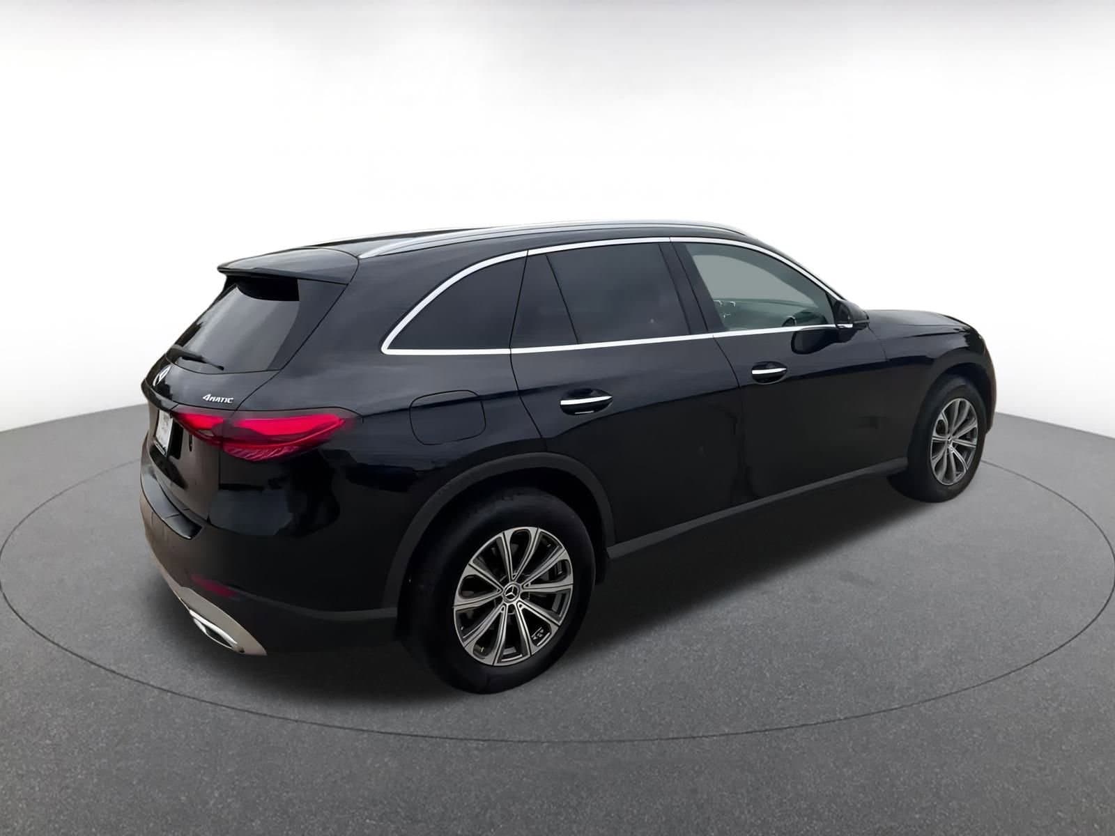 Thumbnail: 2024 Mercedes-Benz GLC - 14