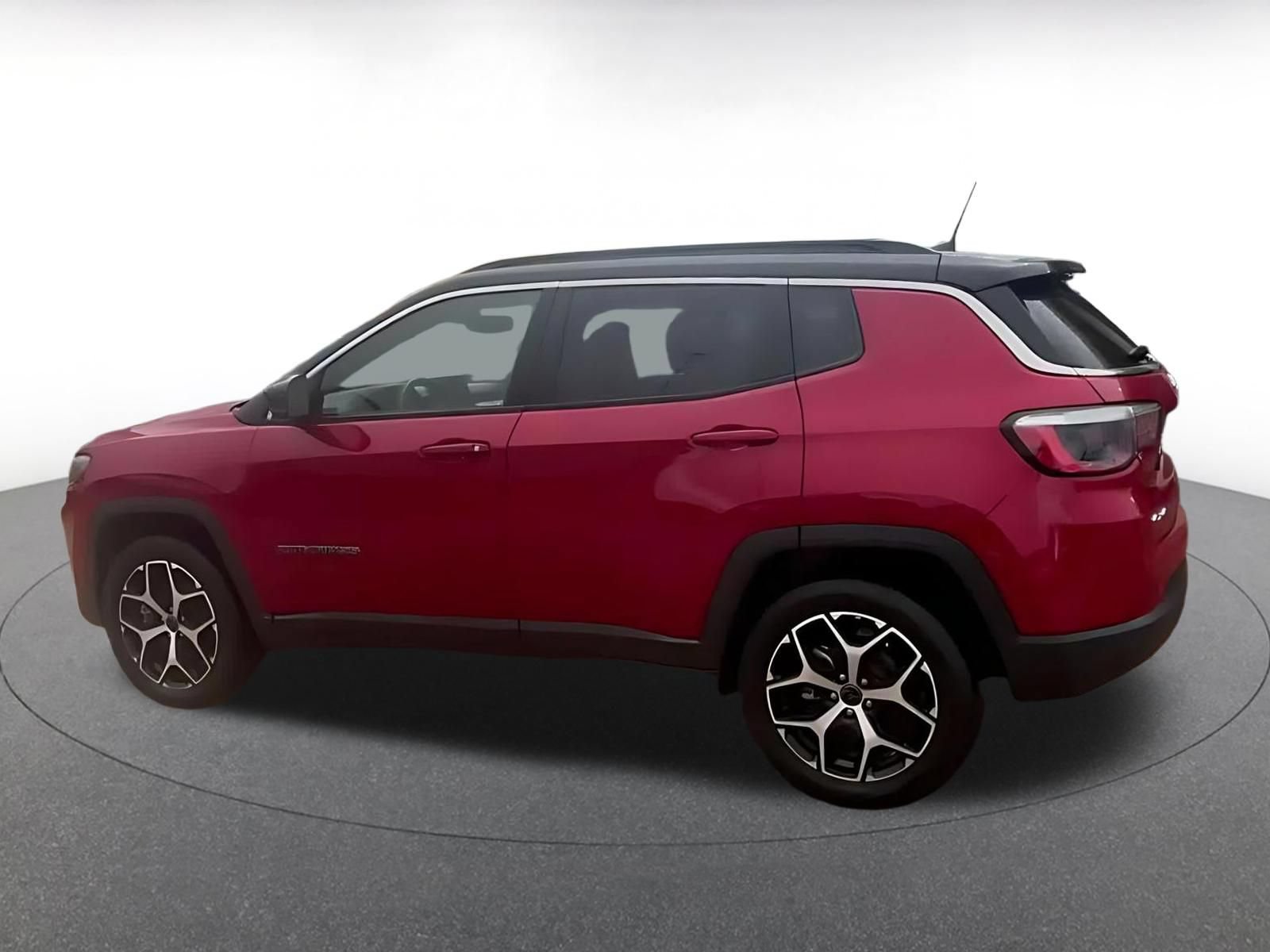 Thumbnail: 2025 Jeep Compass - 9