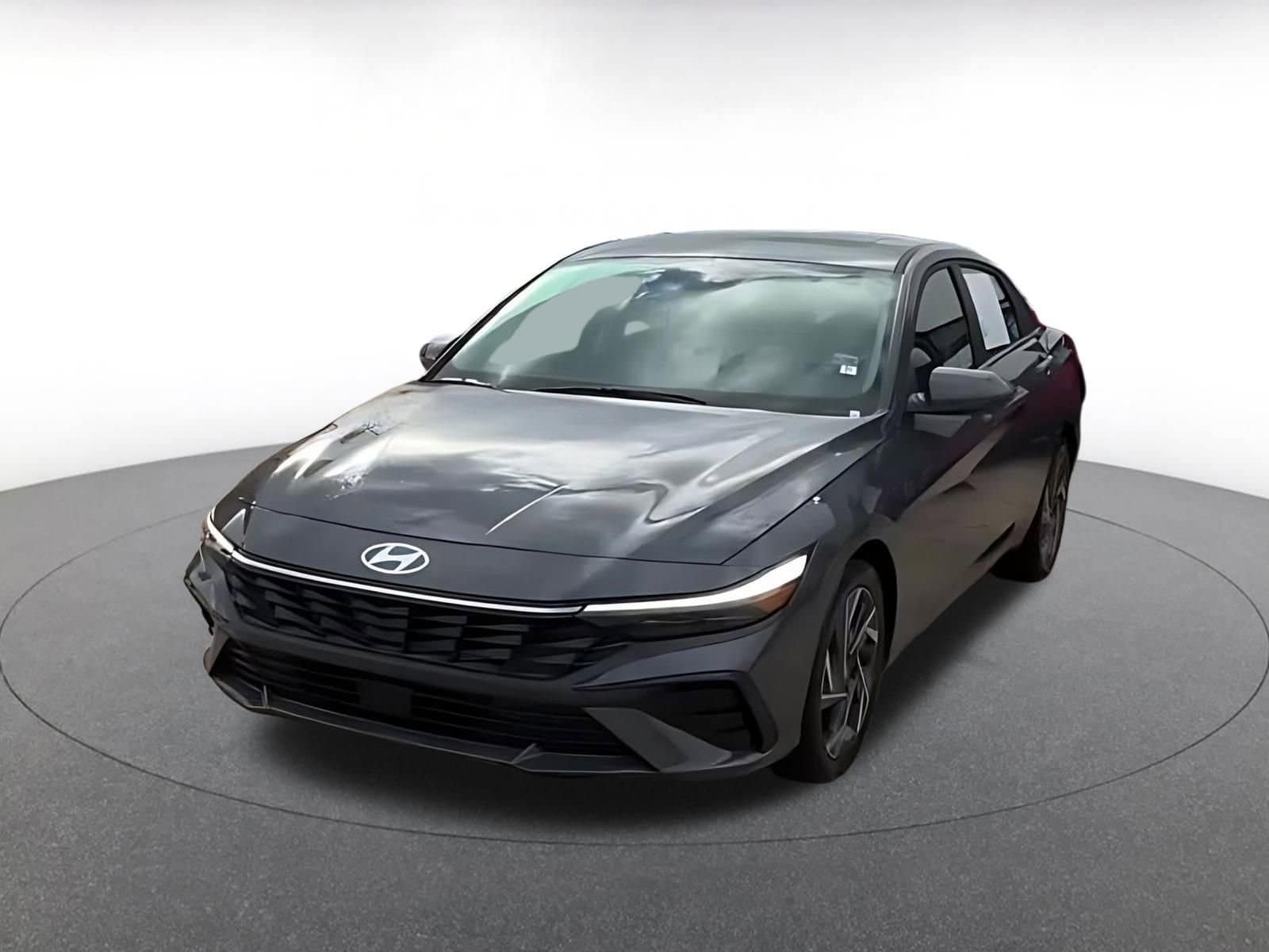 Thumbnail: 2025 Hyundai Elantra - 3