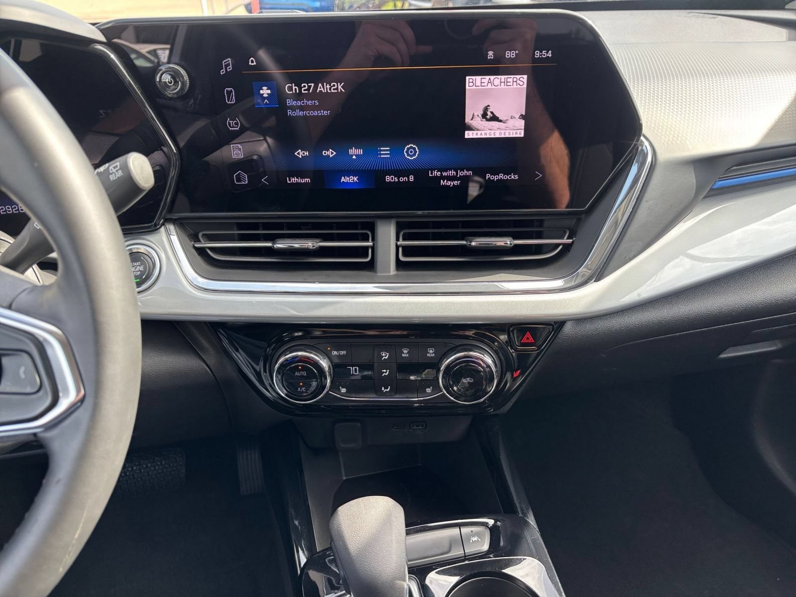 Thumbnail: 2025 Chevrolet Trax - 16