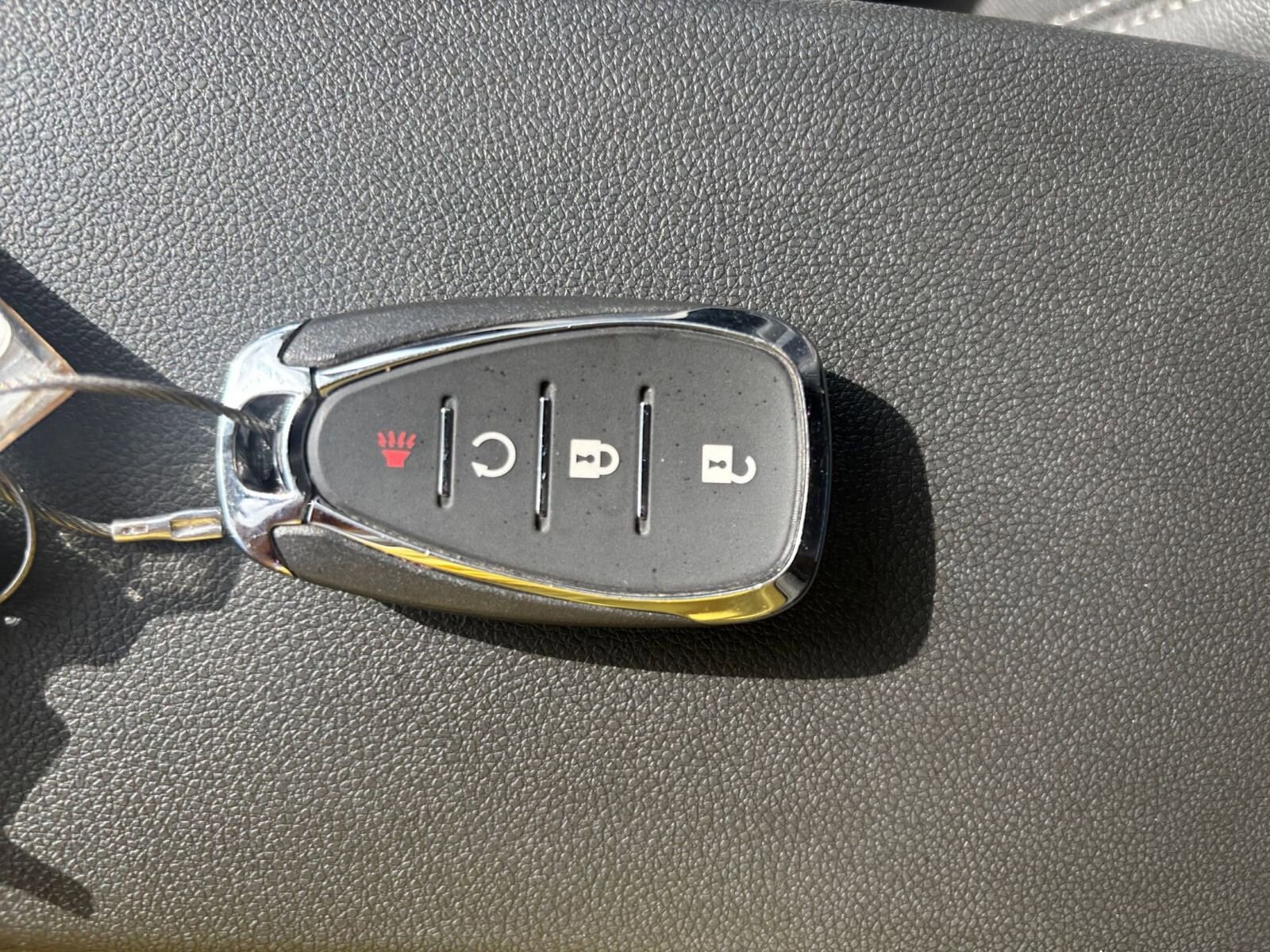 Thumbnail: 2025 Chevrolet Trax - 22