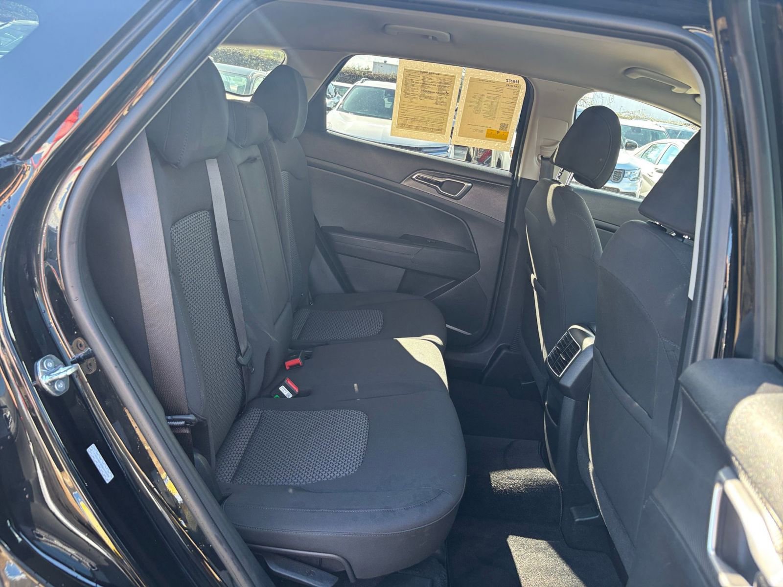 Thumbnail: 2025 Kia Sportage - 24