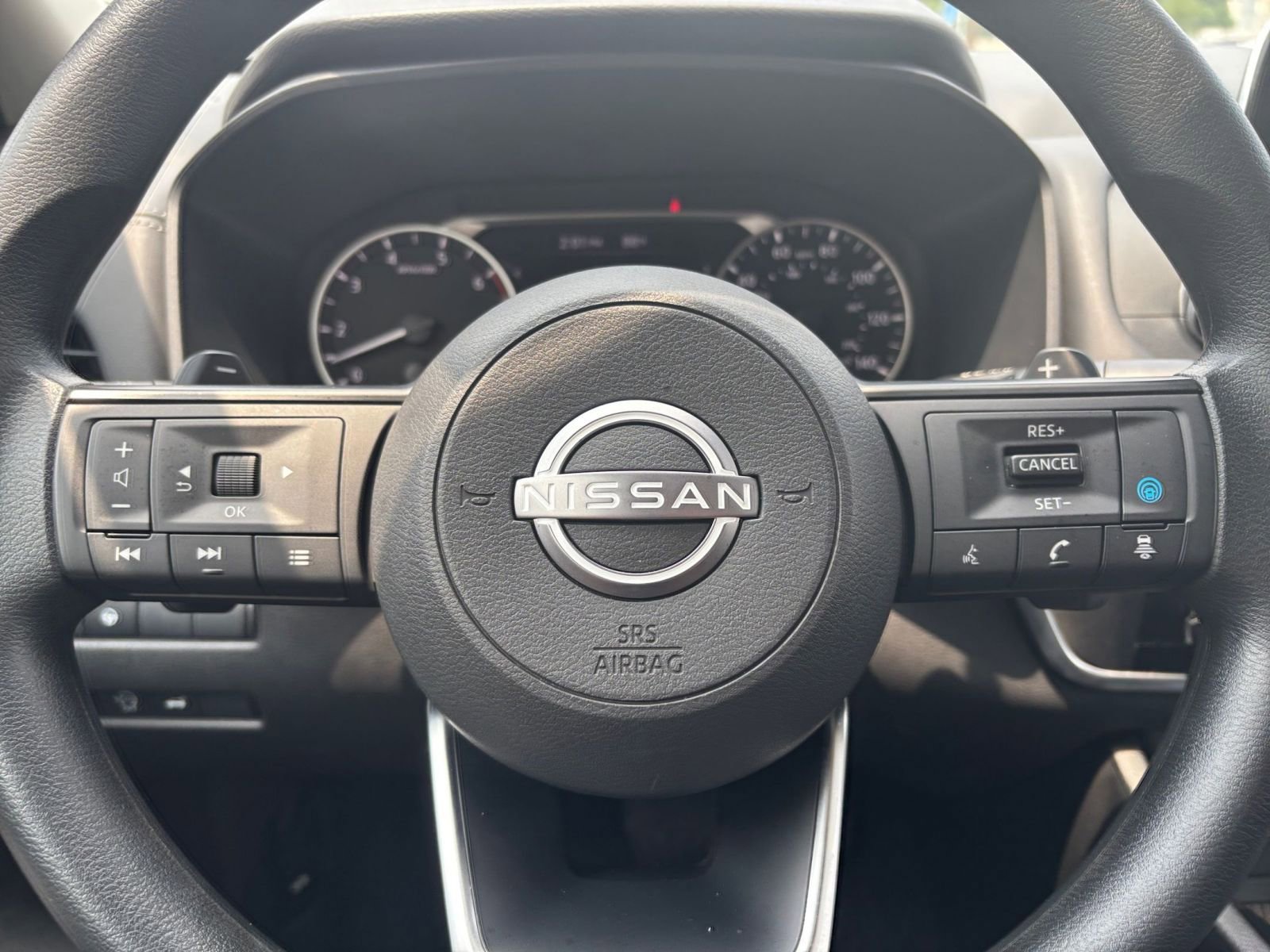 2024 Nissan Rogue SV 23