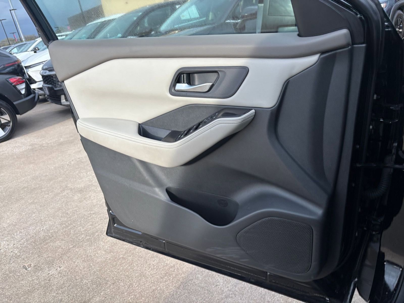 Thumbnail: 2025 Nissan Rogue - 18